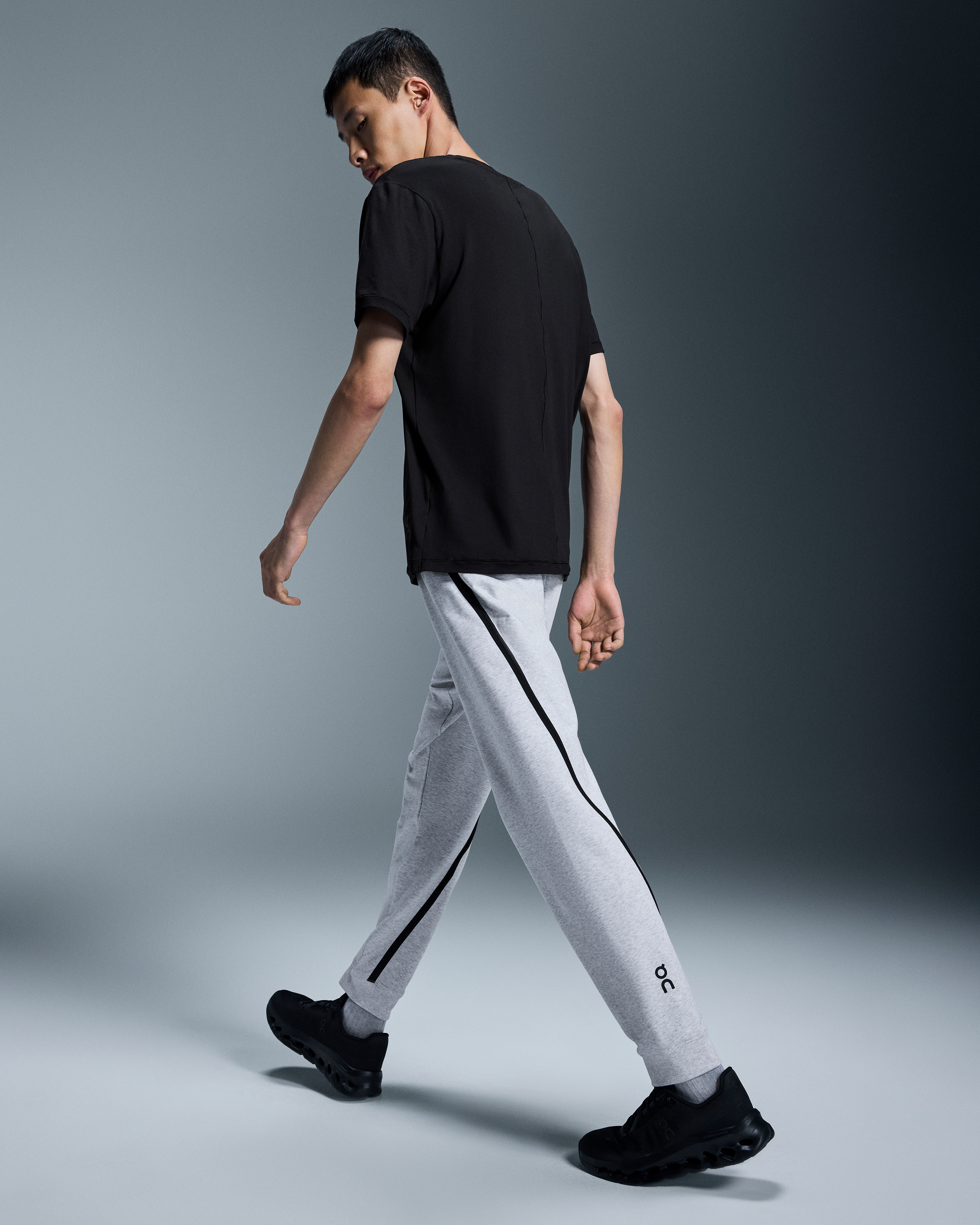 Studio JoggersMen / Crater / L