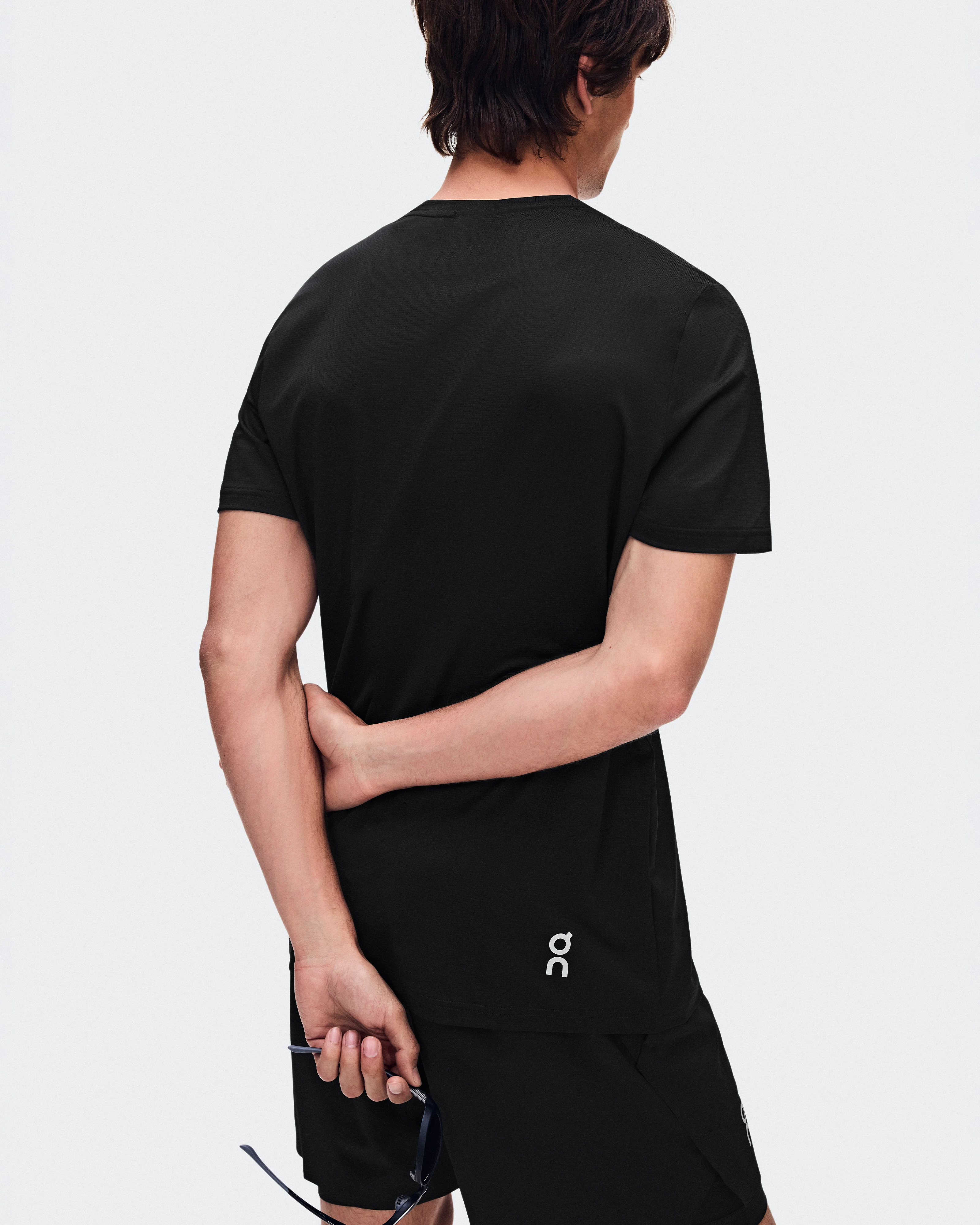 On Core-T Graphic Black メンズ トップス&Tシャツ