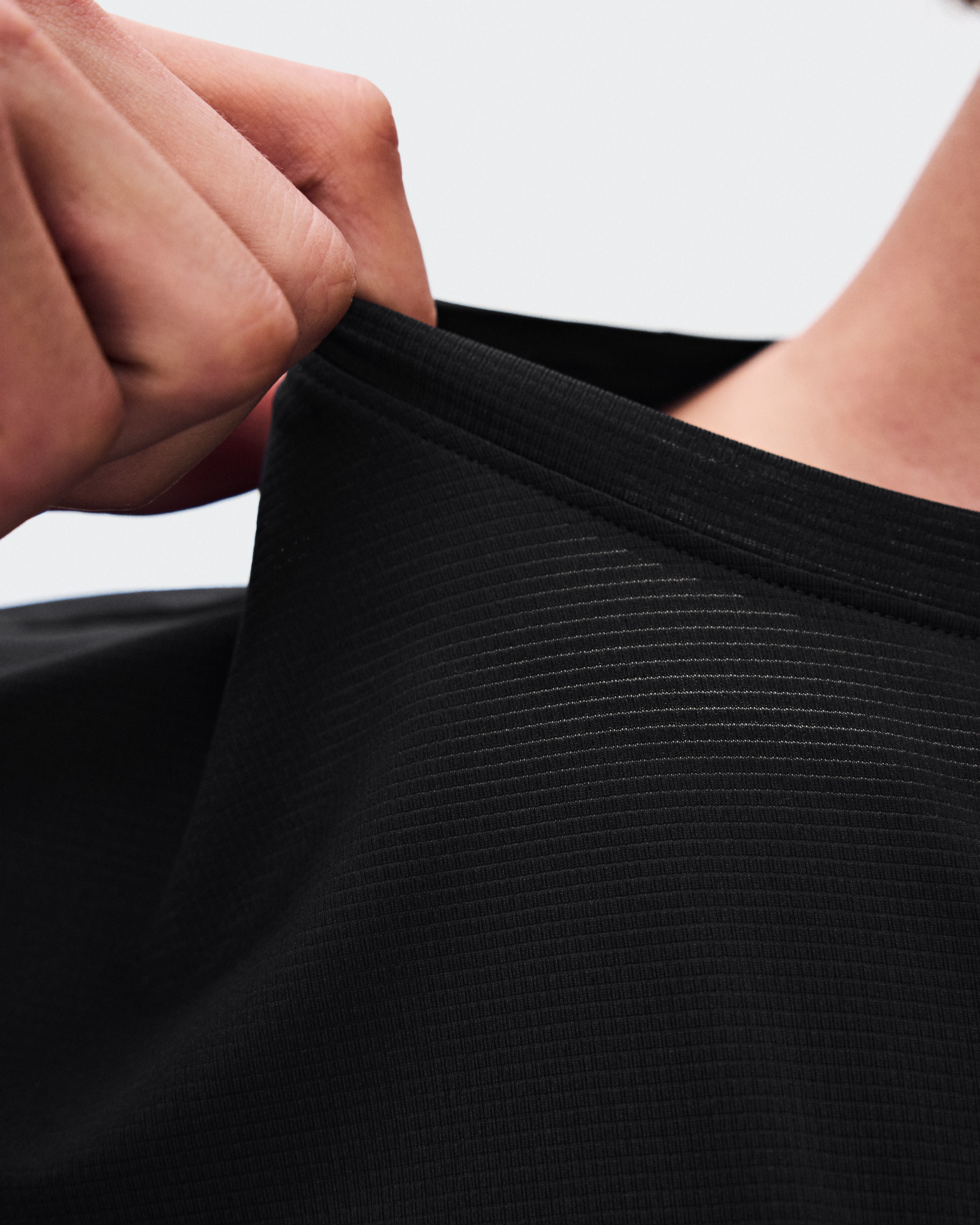 On Core-T Graphic Black メンズ トップス&Tシャツ
