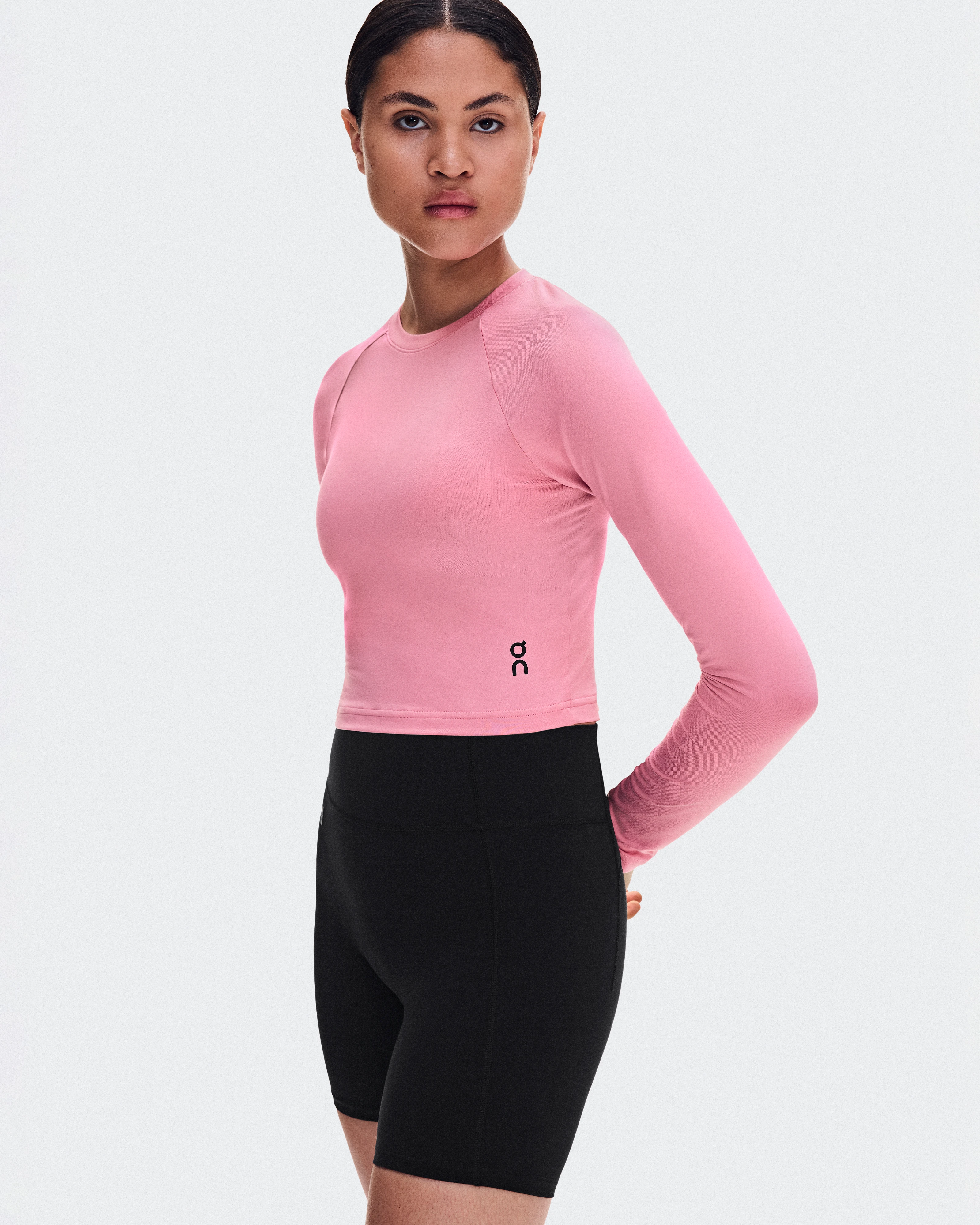 On Studio Long-T Crop Magnolia Women Tops and t-shirts