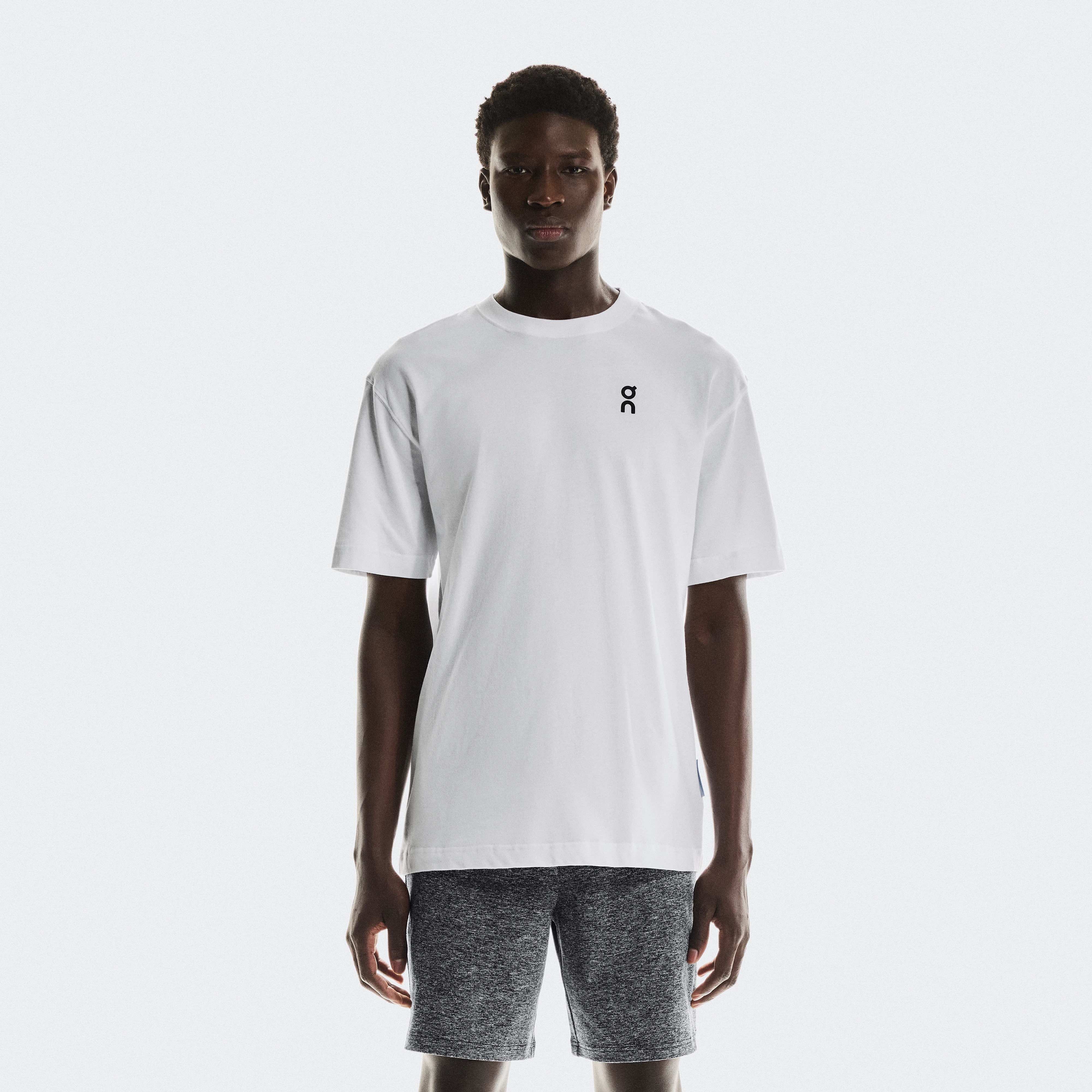 On Club-T Court ホワイト ブルー メンズ メンズ – ライフスタイル テニススタイル オールデイ トップス&Tシャツ