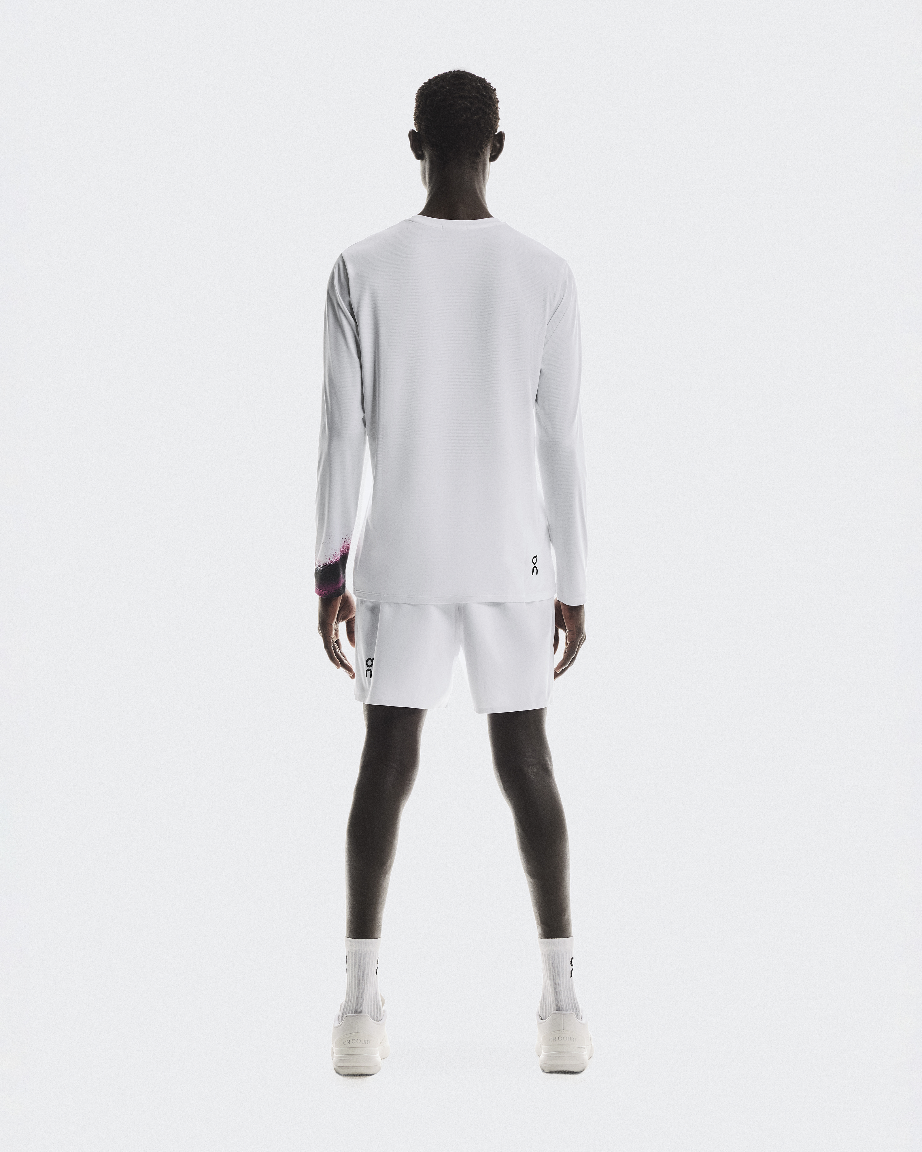 Court-T オン テニスウェア Lサイズ Men's Court-T: Lightweight, Versatile Tennis Tee | On | On