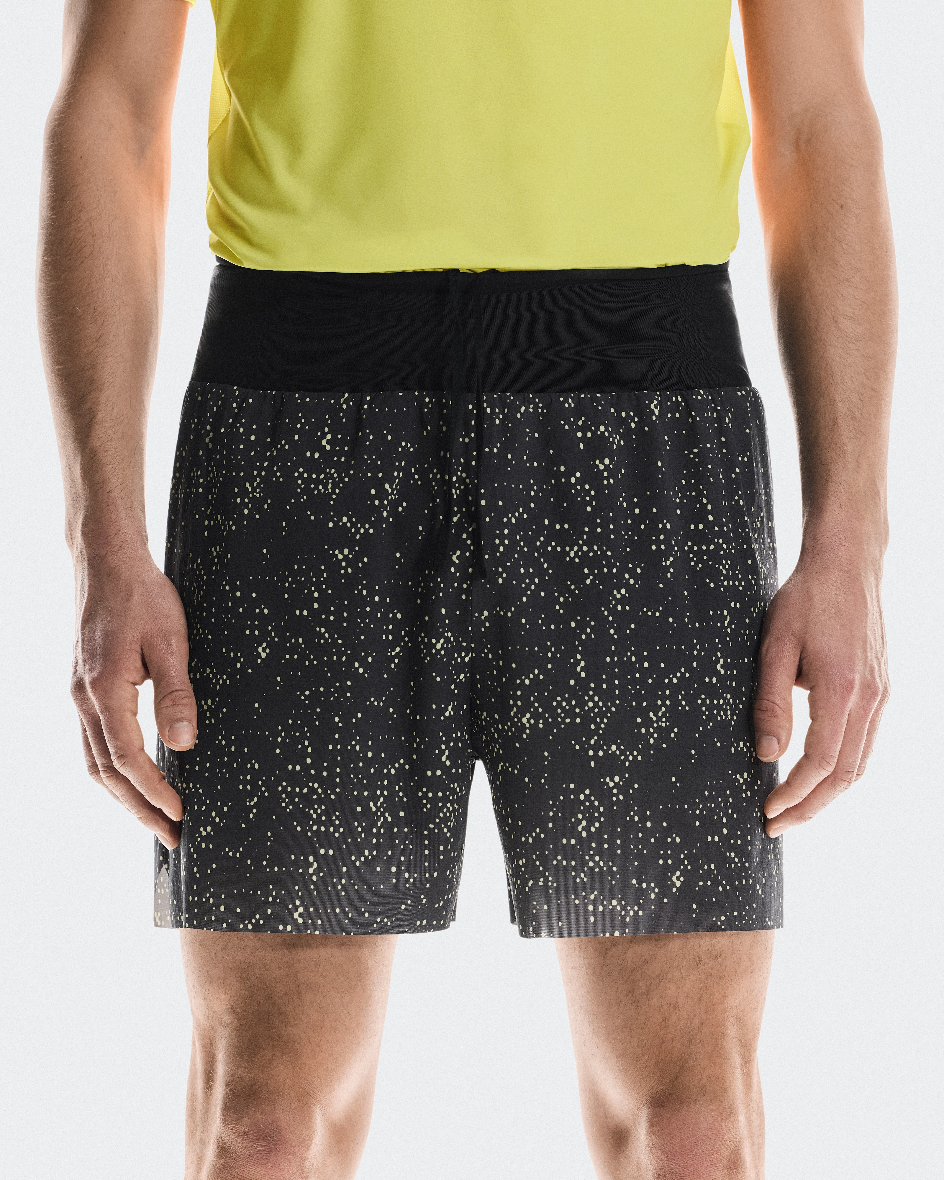 On Ultra Shorts Iron & Lime Men Shorts