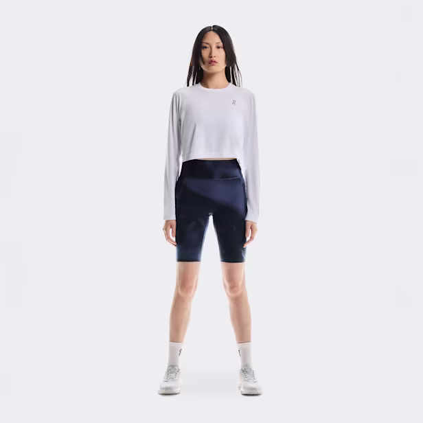 Studio Tights Short in Acai/Navy