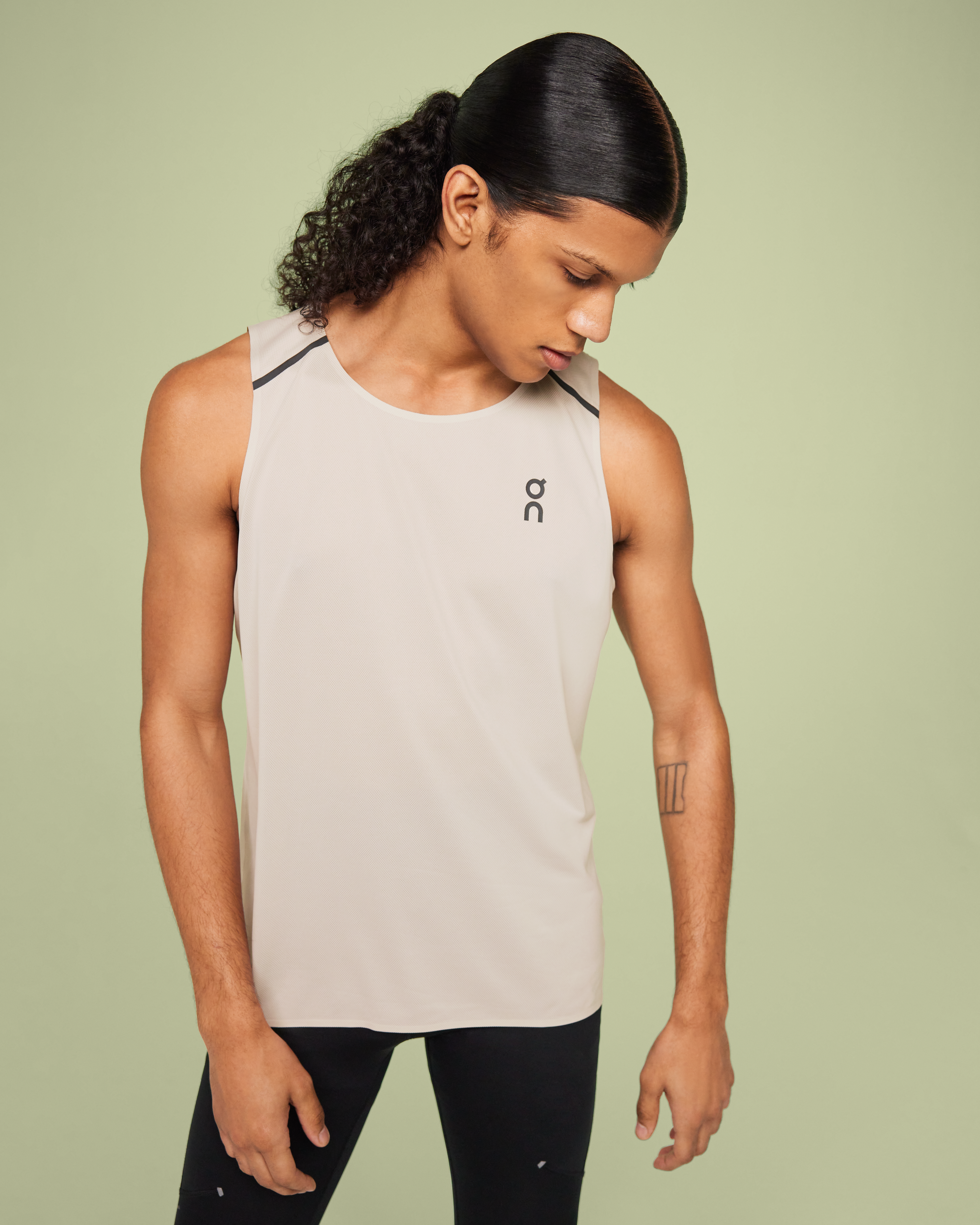 On Running Tank-T - Men's Pearl/Undyed-White, L