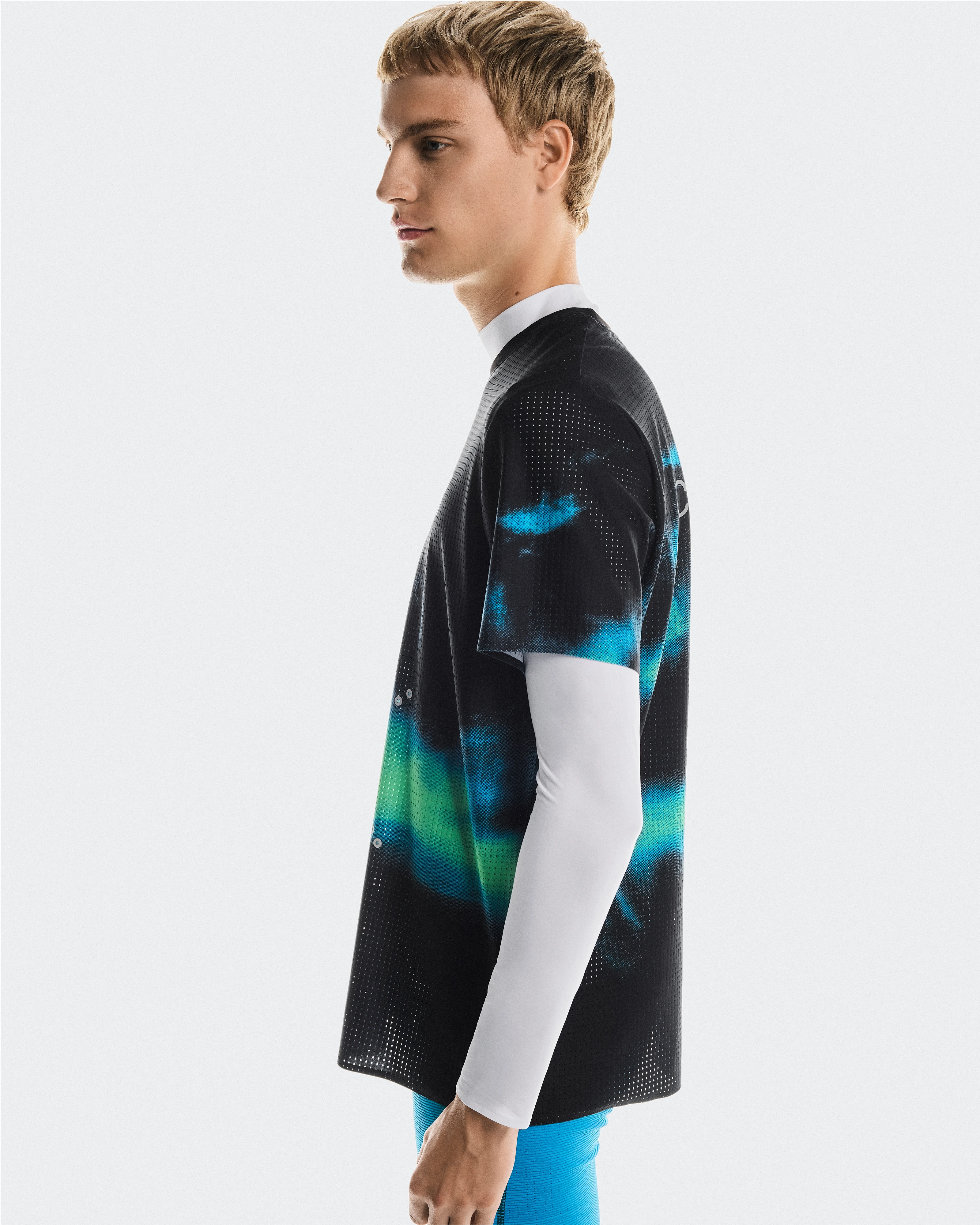 On Pace Mesh-T Black & Horizon Men Tops and t-shirts