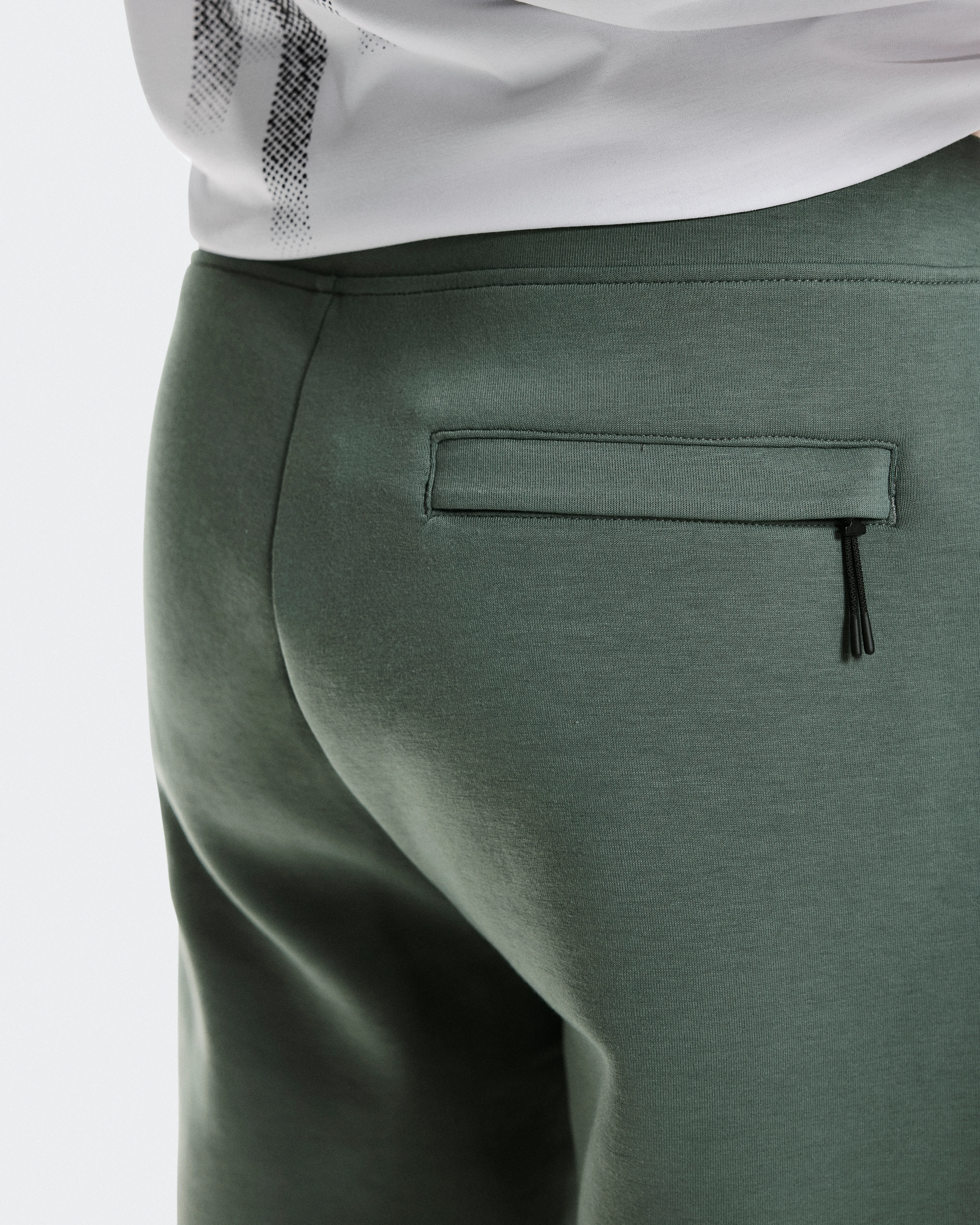 On Focus Tech Sweatpants Olive Masculino Calças