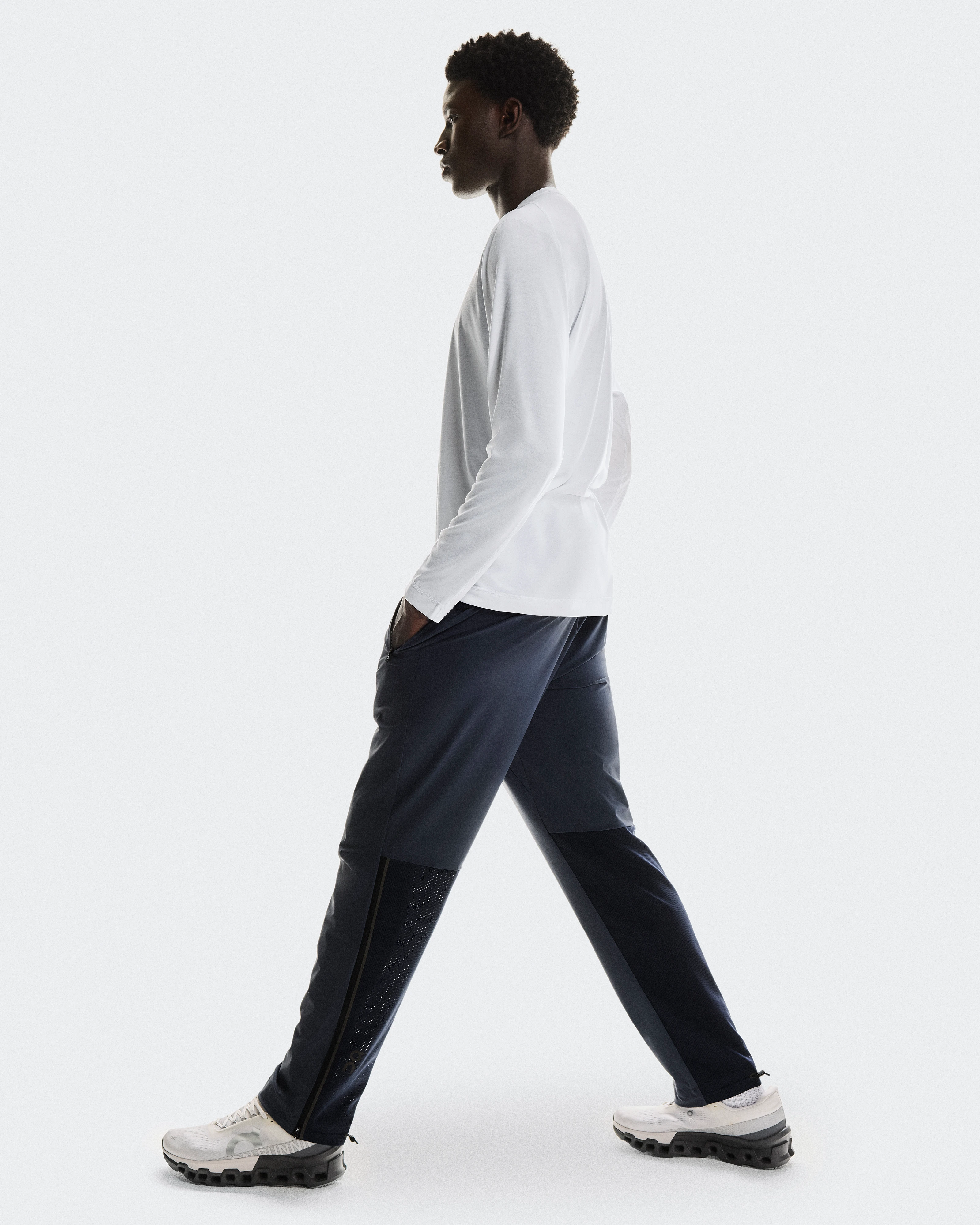 On Track Pants Navy & Navy Men Pants