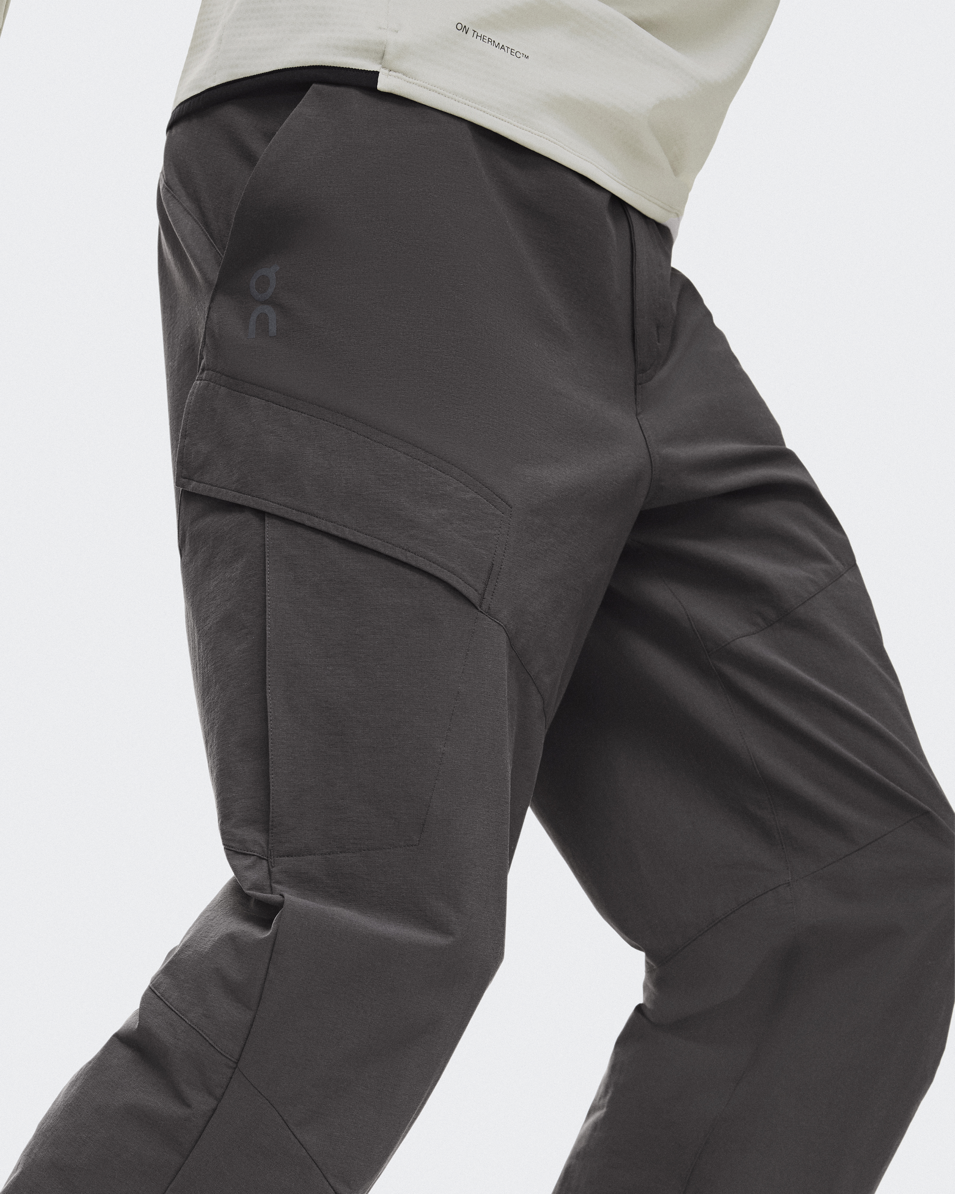 メンズ Trek Pants | グレー | On 日本