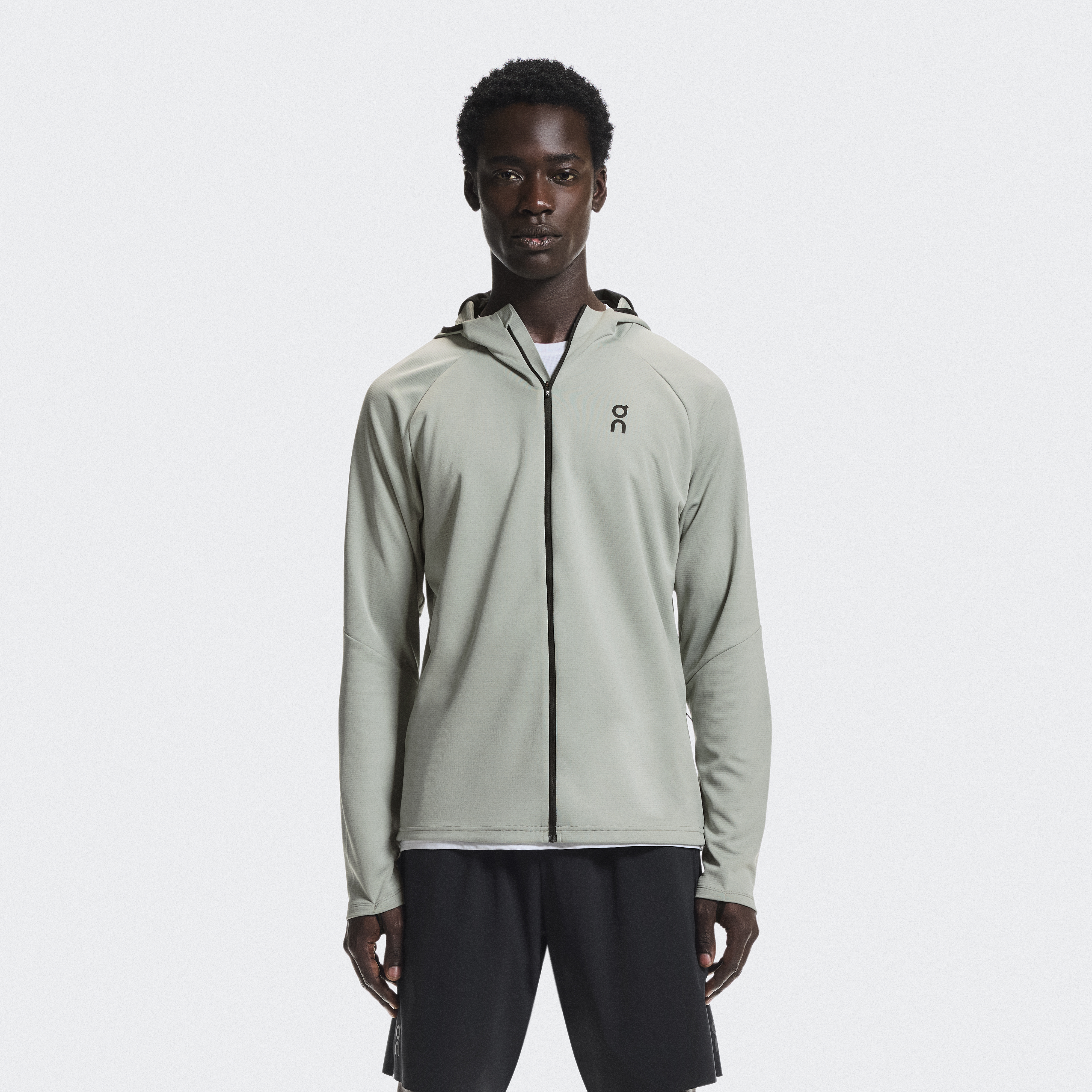 ランニング ウェア 冬 | On 日本