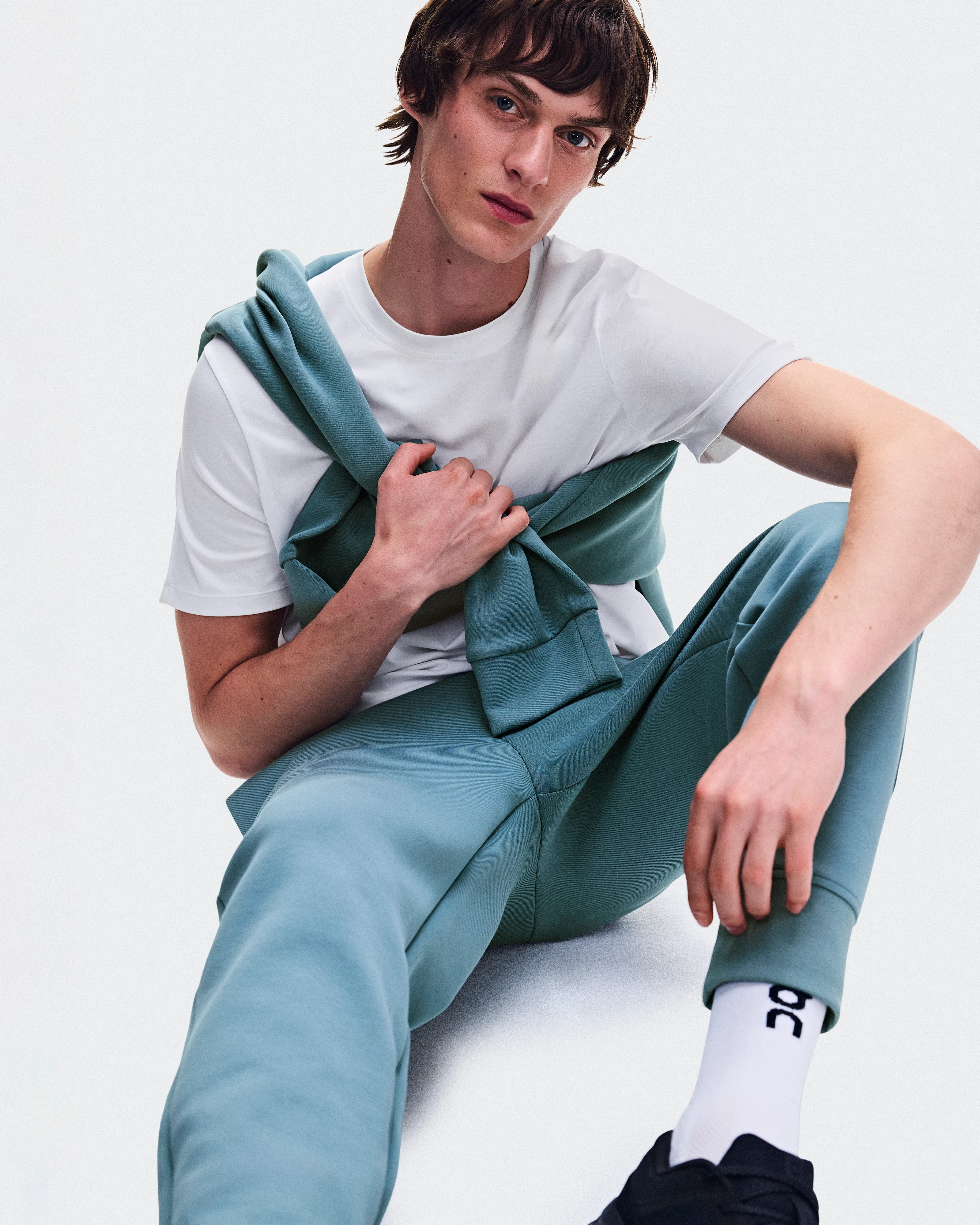 On Focus Tech Sweatpants Agave Men Pants
