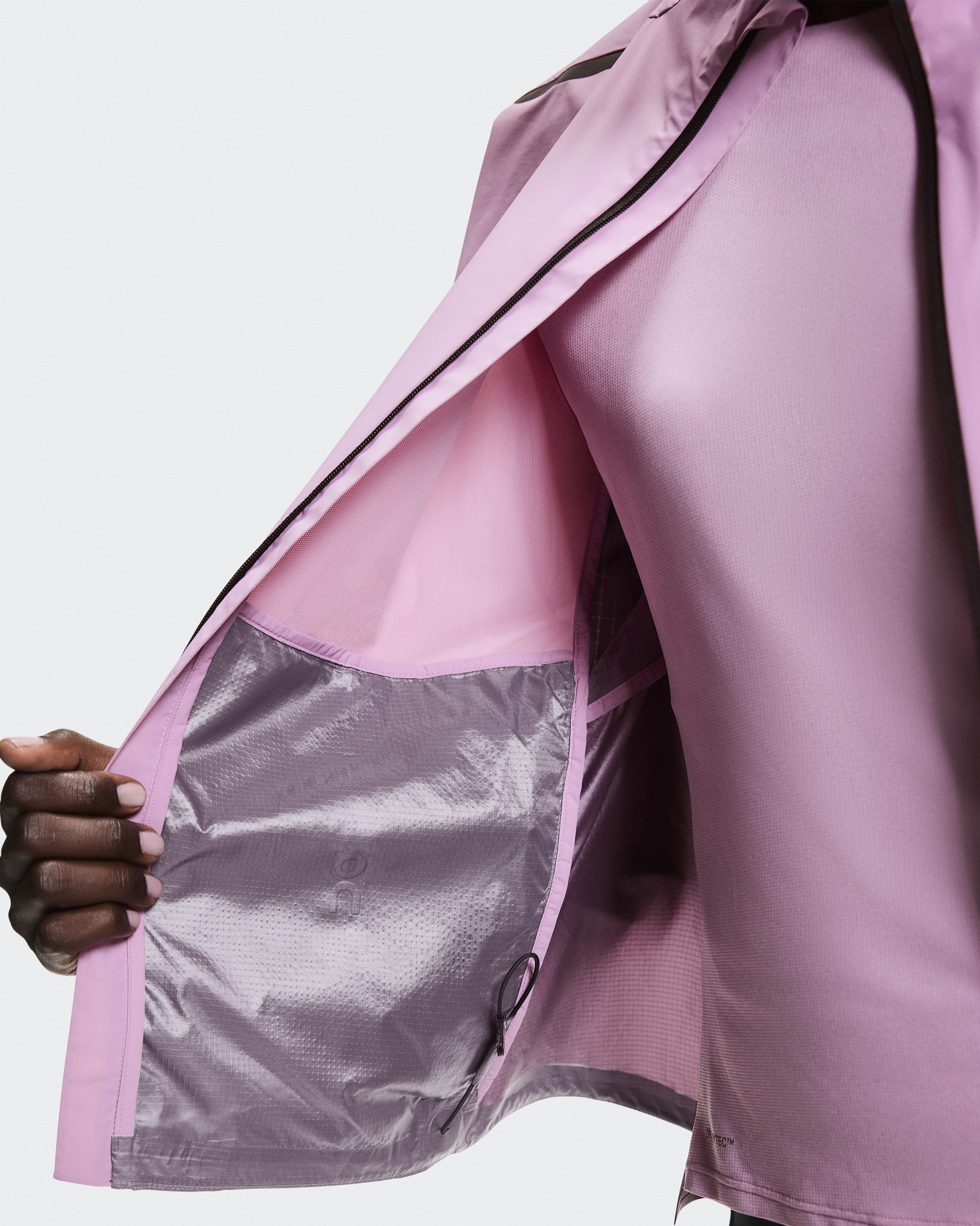 ウェザージャケット | 防風性能を備えたウィメンズ ランニング