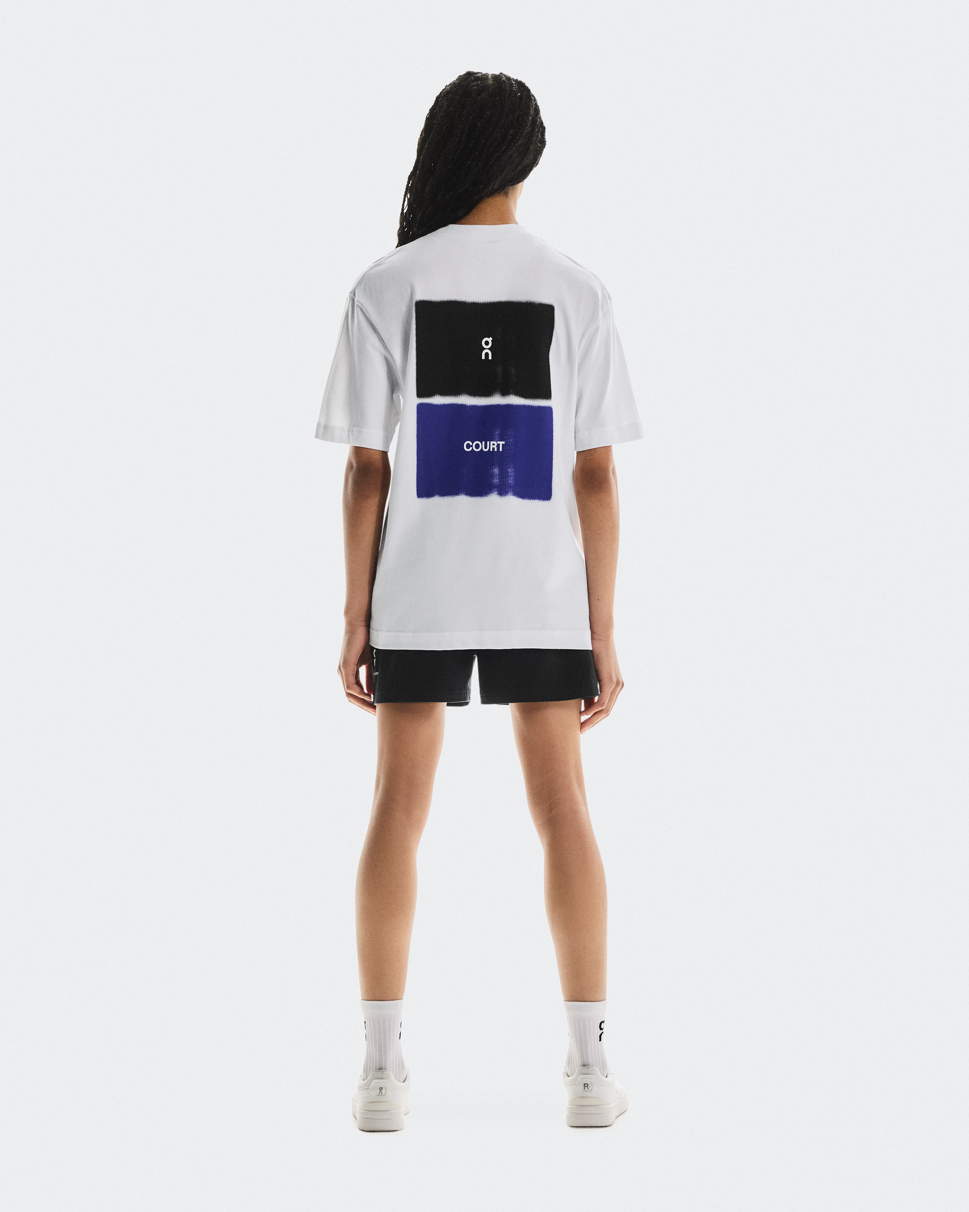 On Club-T Court White & Indigo Women Tops and t-shirts