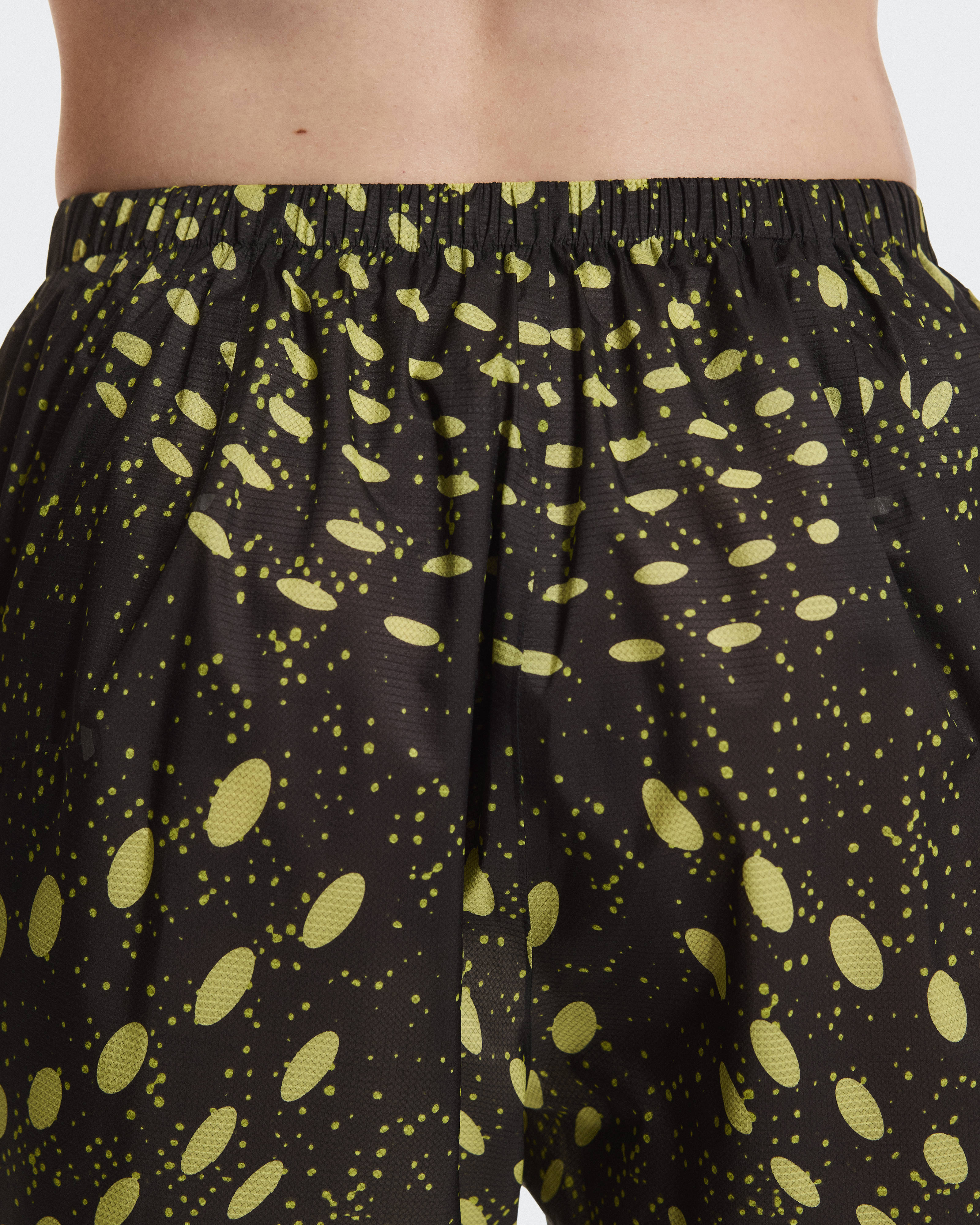 ウィメンズ Ultra Pants | Iron & Lime | On 日本