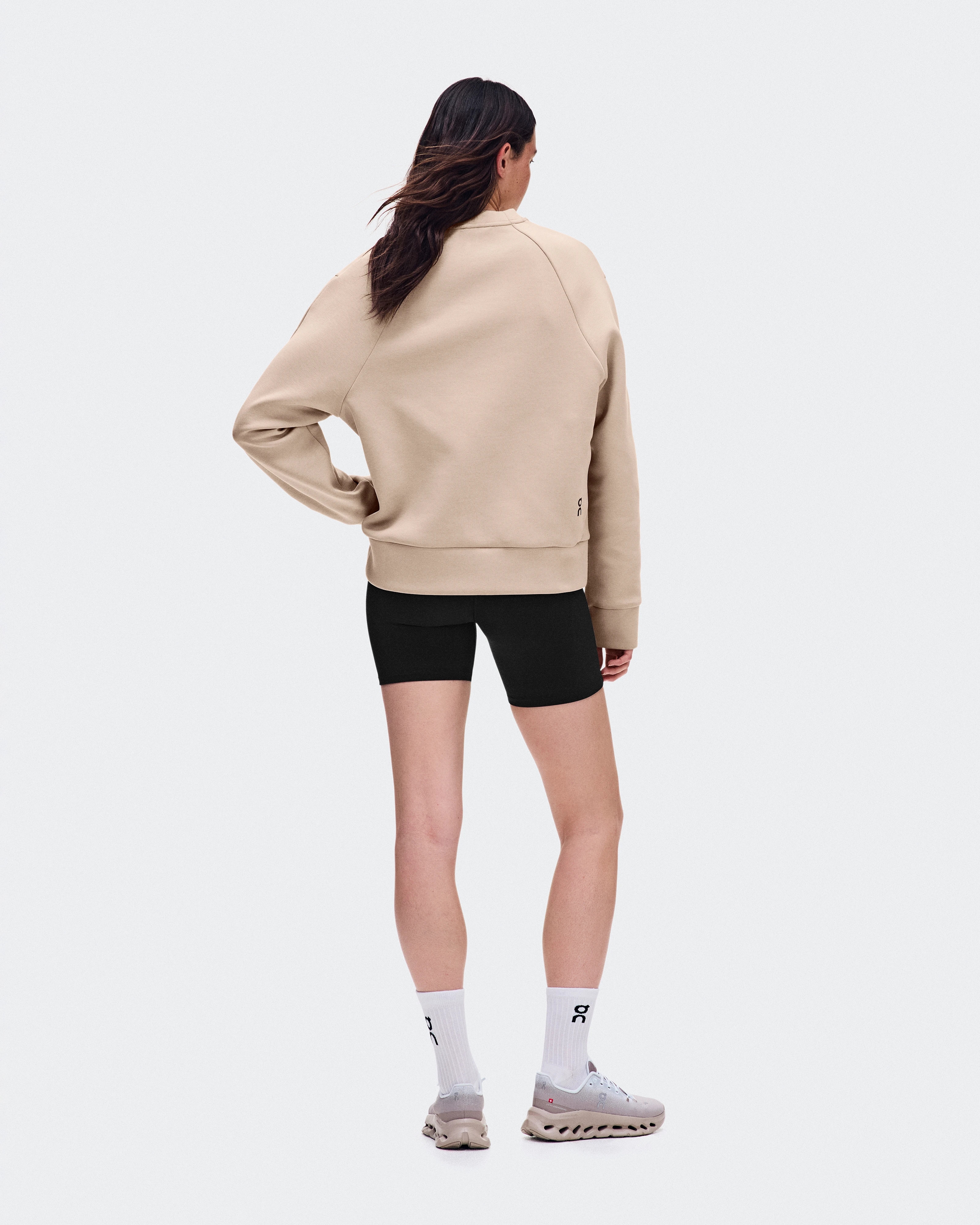 On Focus Tech Crew Desert Women Hoodies and sweatshirts