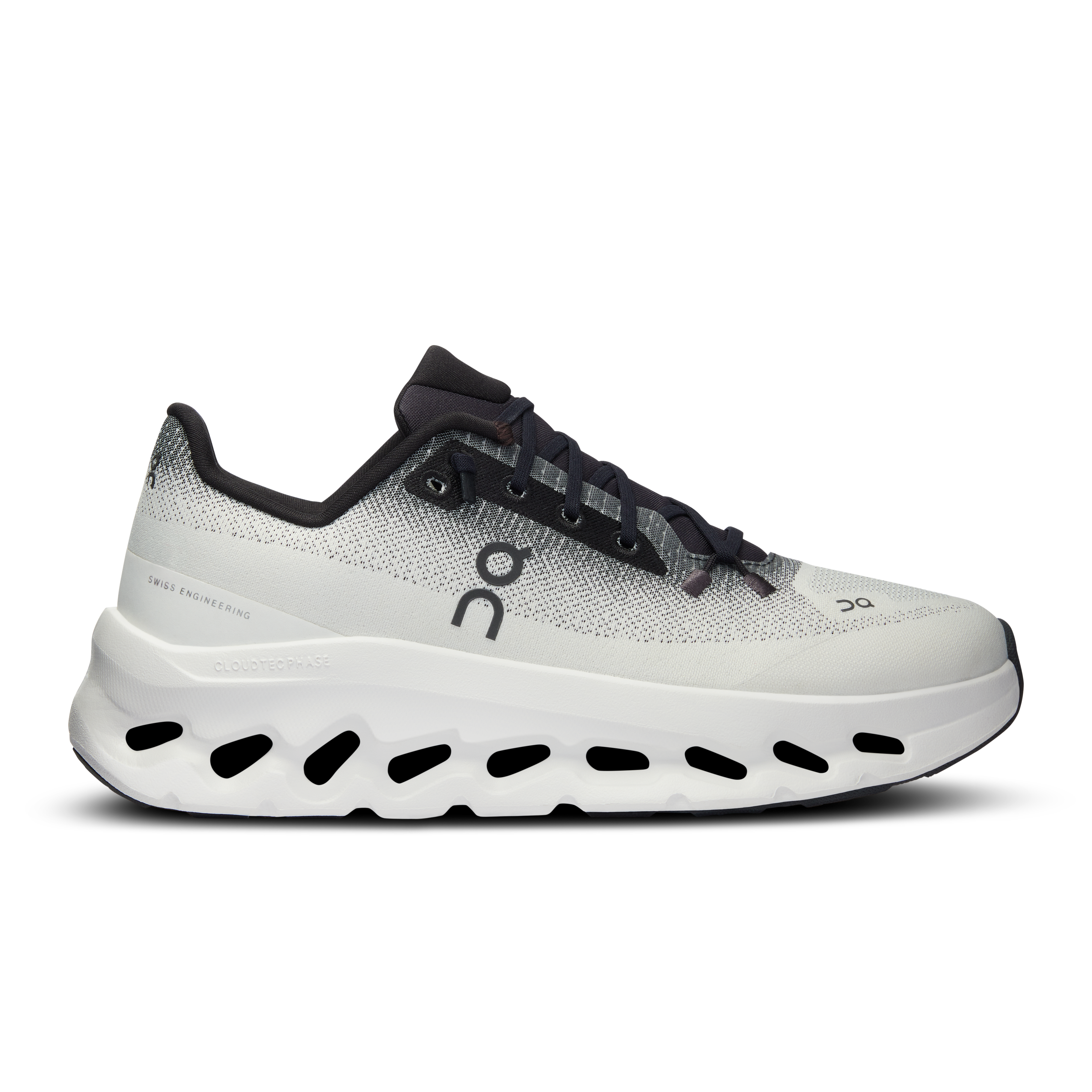 Cloudtilt Lifestyle Shoe in Black/Ivory