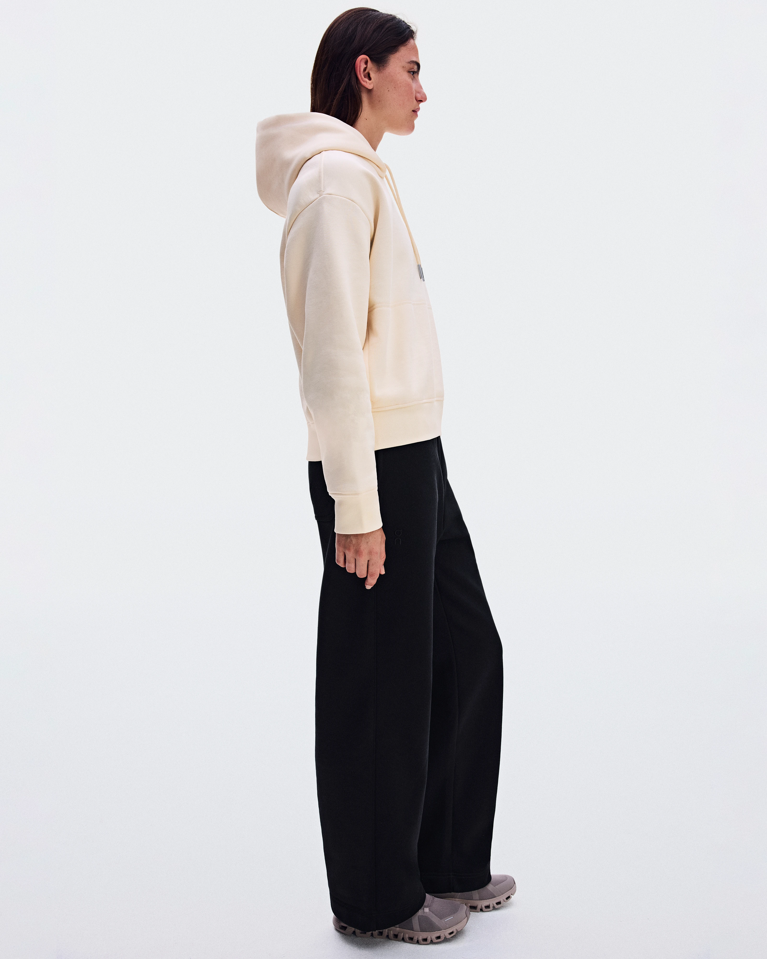 On Club Collective Hoodie Pixel Chantilly Women – Elevated everyday wear Hoodies and sweatshirts