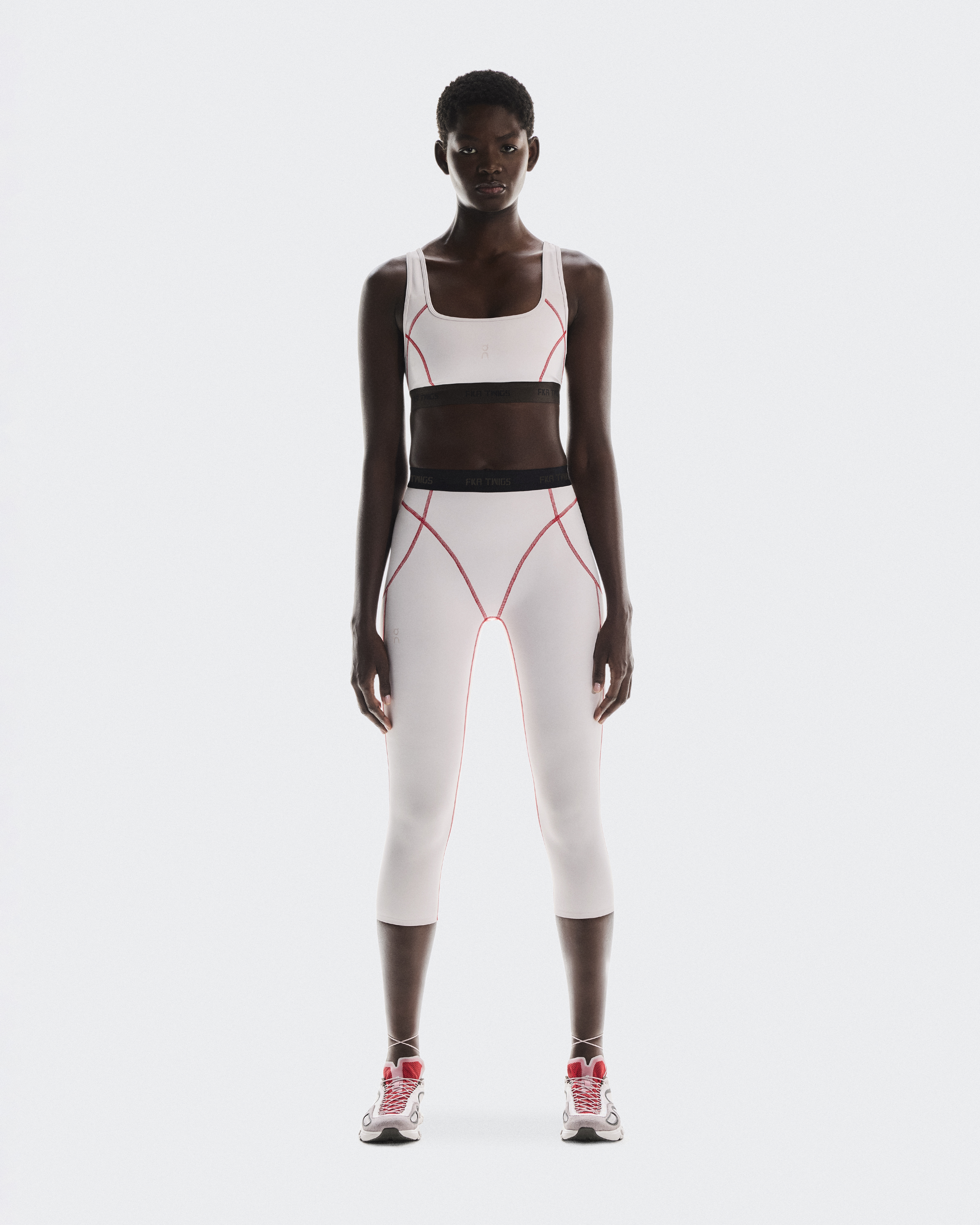 On STUDIO TIGHTS FKA, Lily, Women