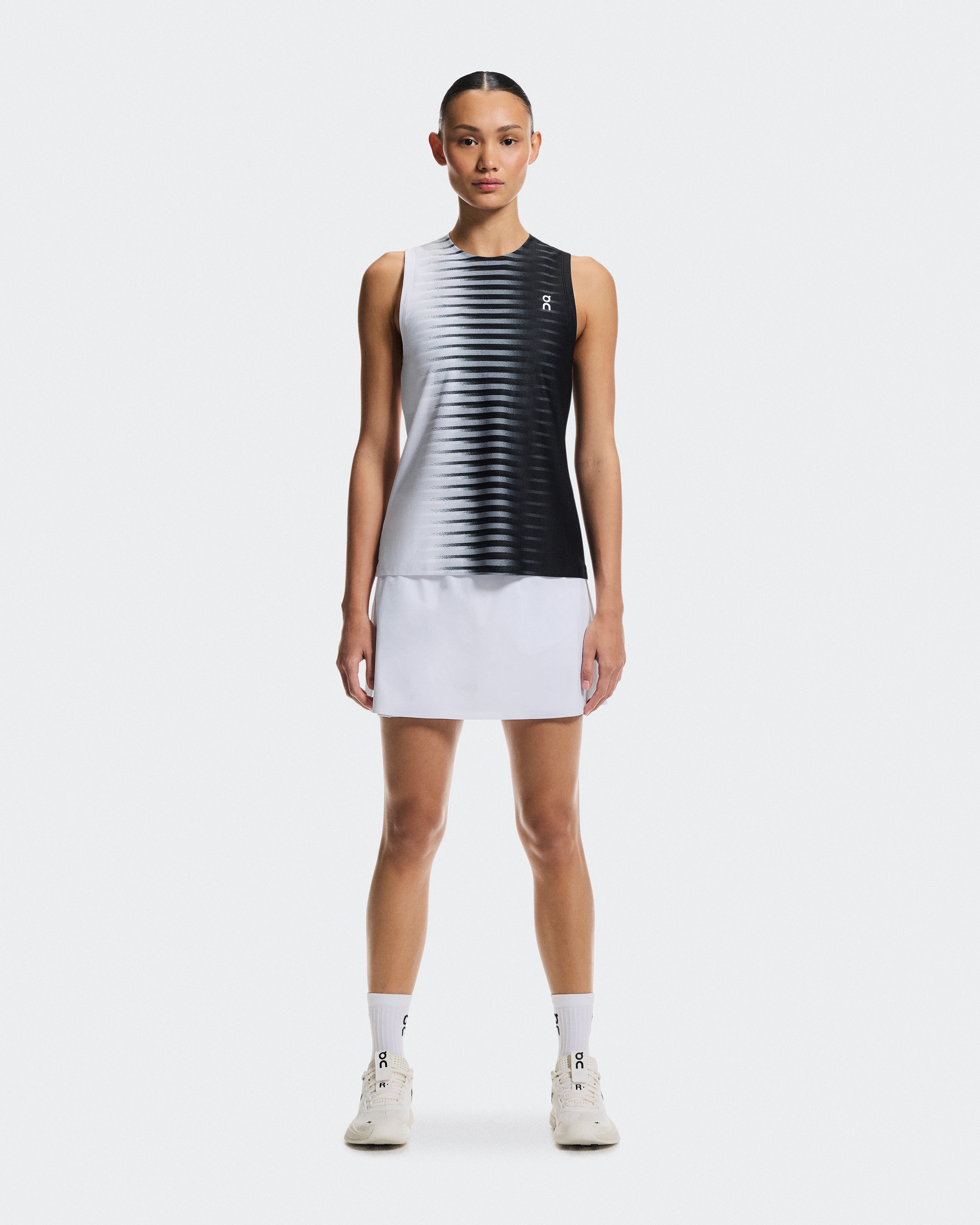 On Court Tank Edge Black & White Women Tops and t-shirts