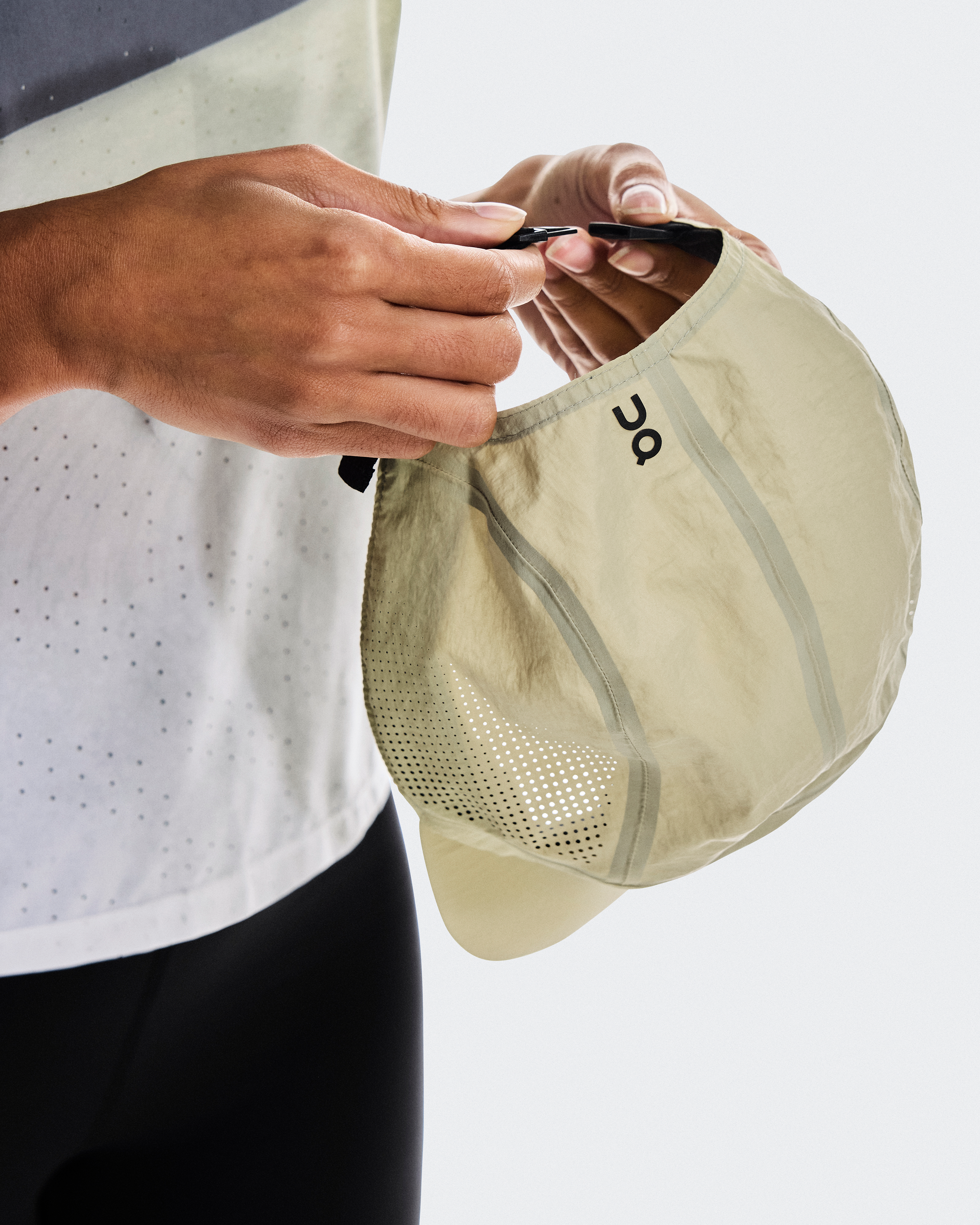 Performance Capللجنسين / Caper