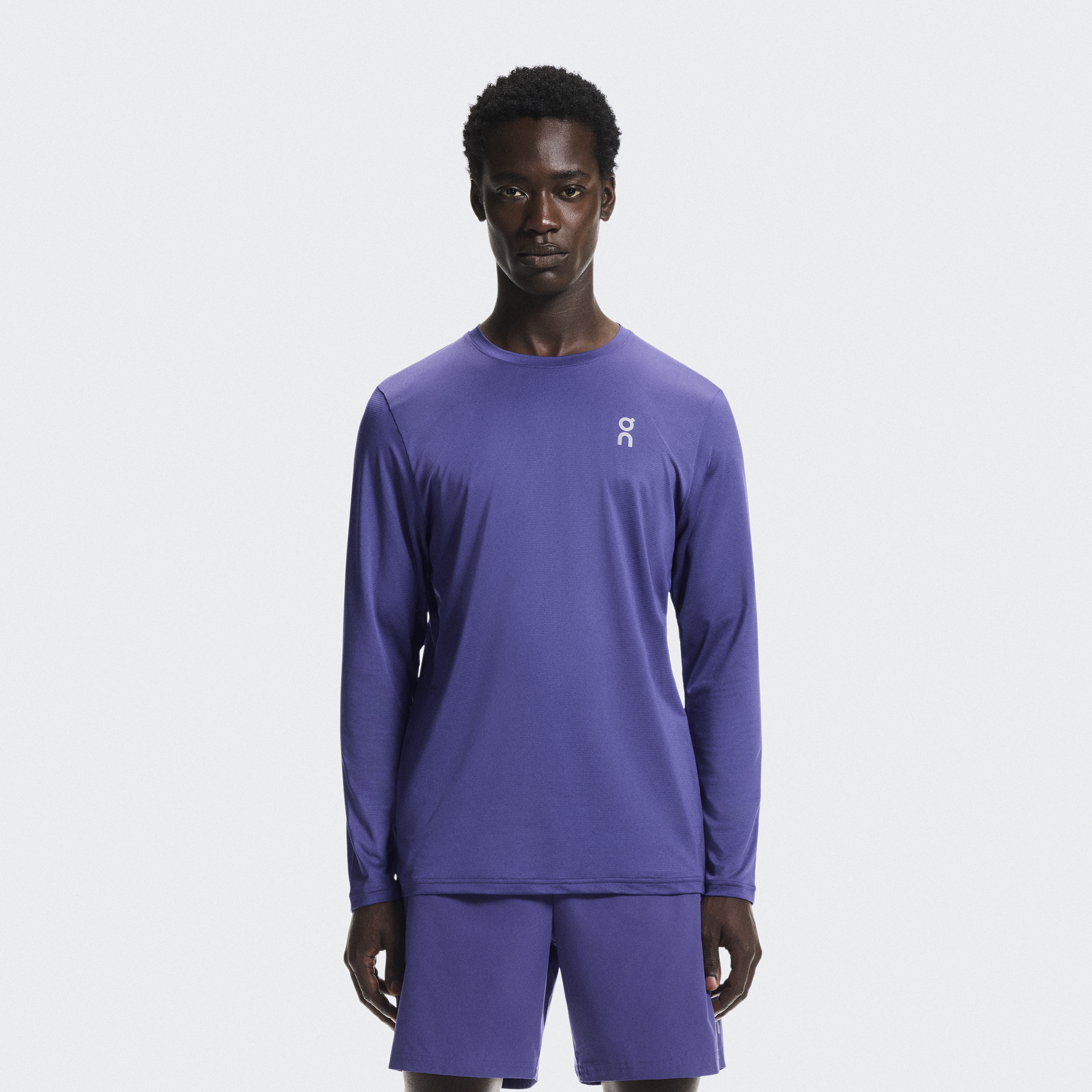 On公式】オンラインストア | 長袖トップス | 送料・返品無料 | On 日本