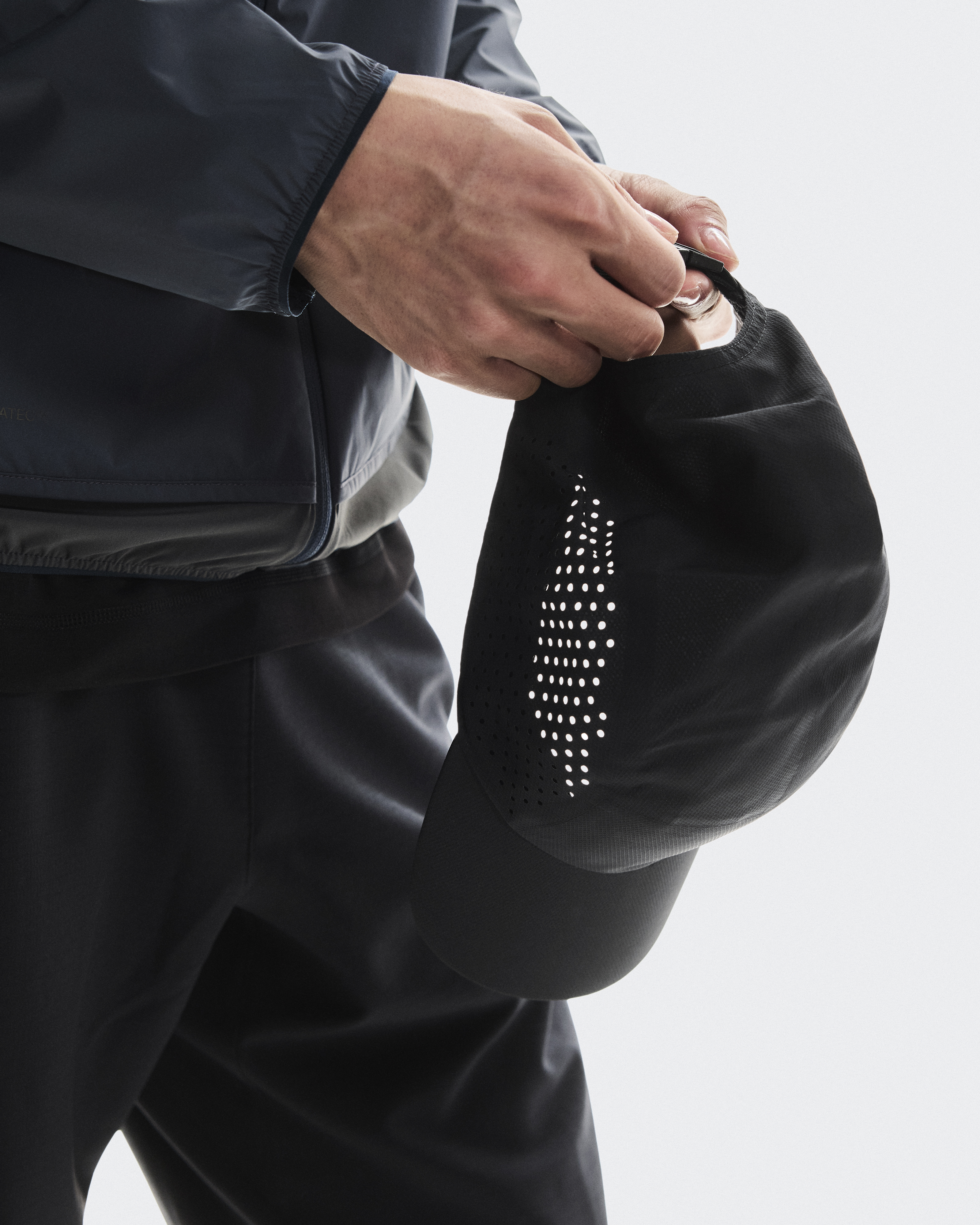 EVOLGEAR | スポーツキャップ- 汗や髪型を邪魔させない