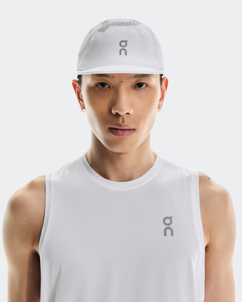 On Ultra Cap in White, Polyamide/Mesh Polyester