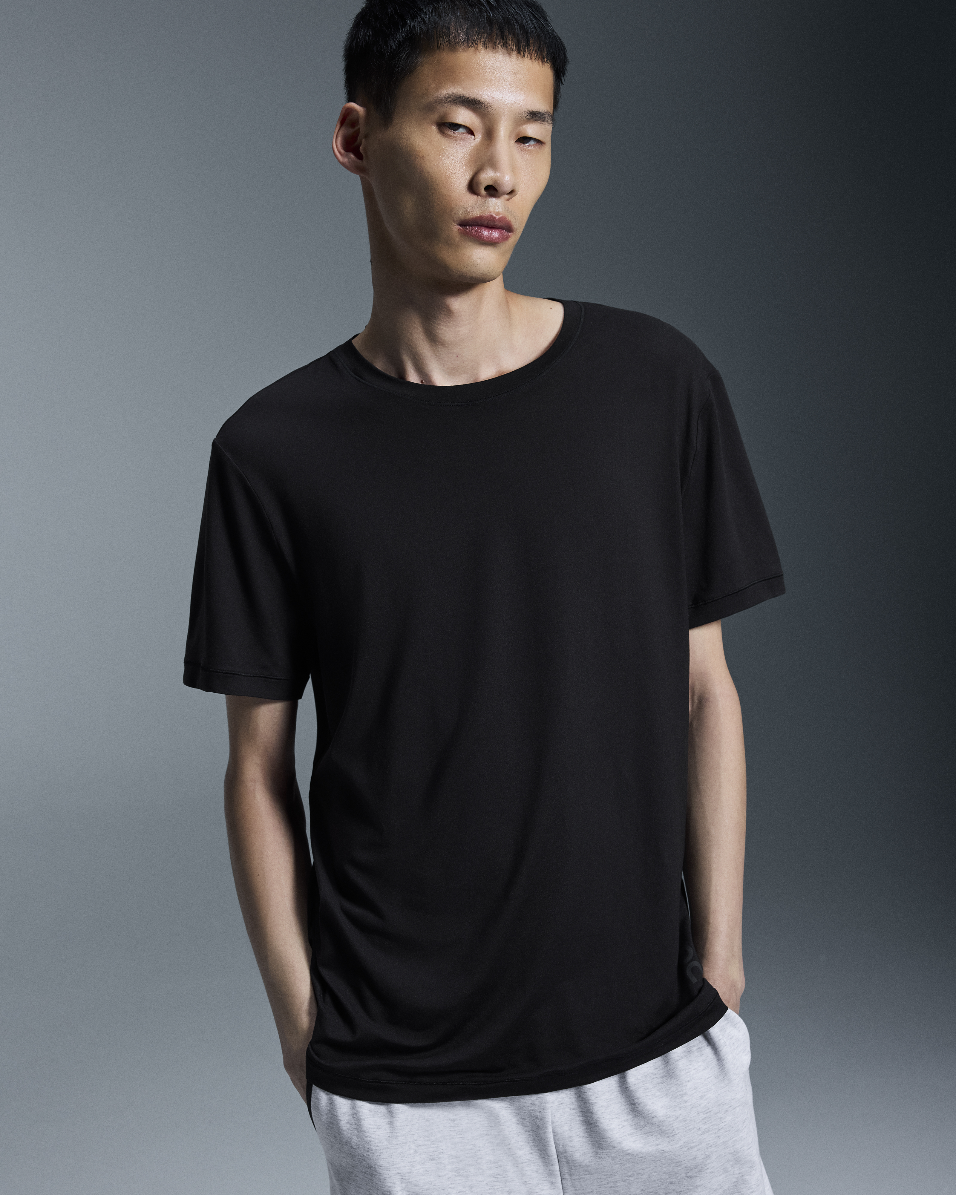 Men's Studio-T | Black | On Japan