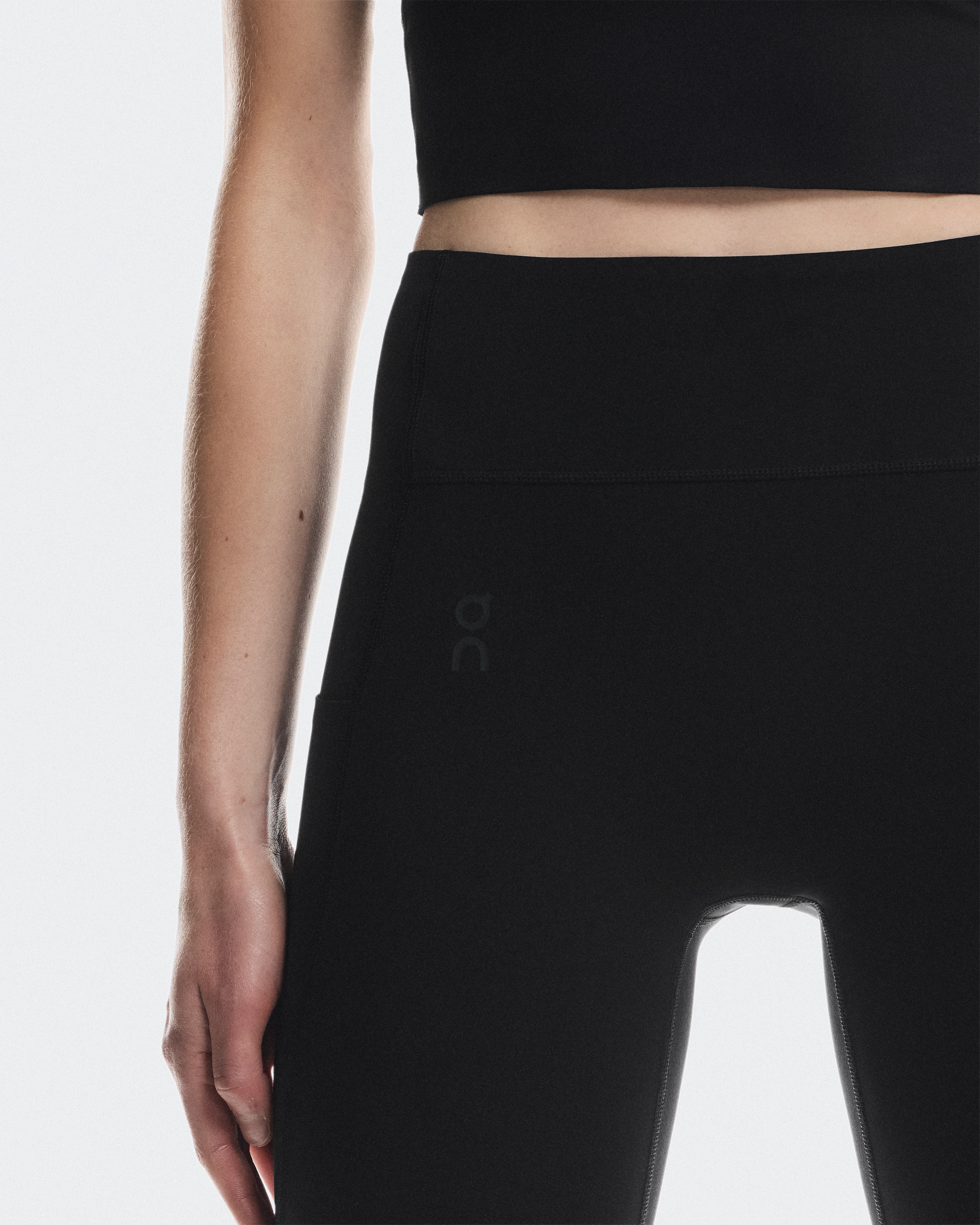 On Studio Tights 7/8 Black Women Tights