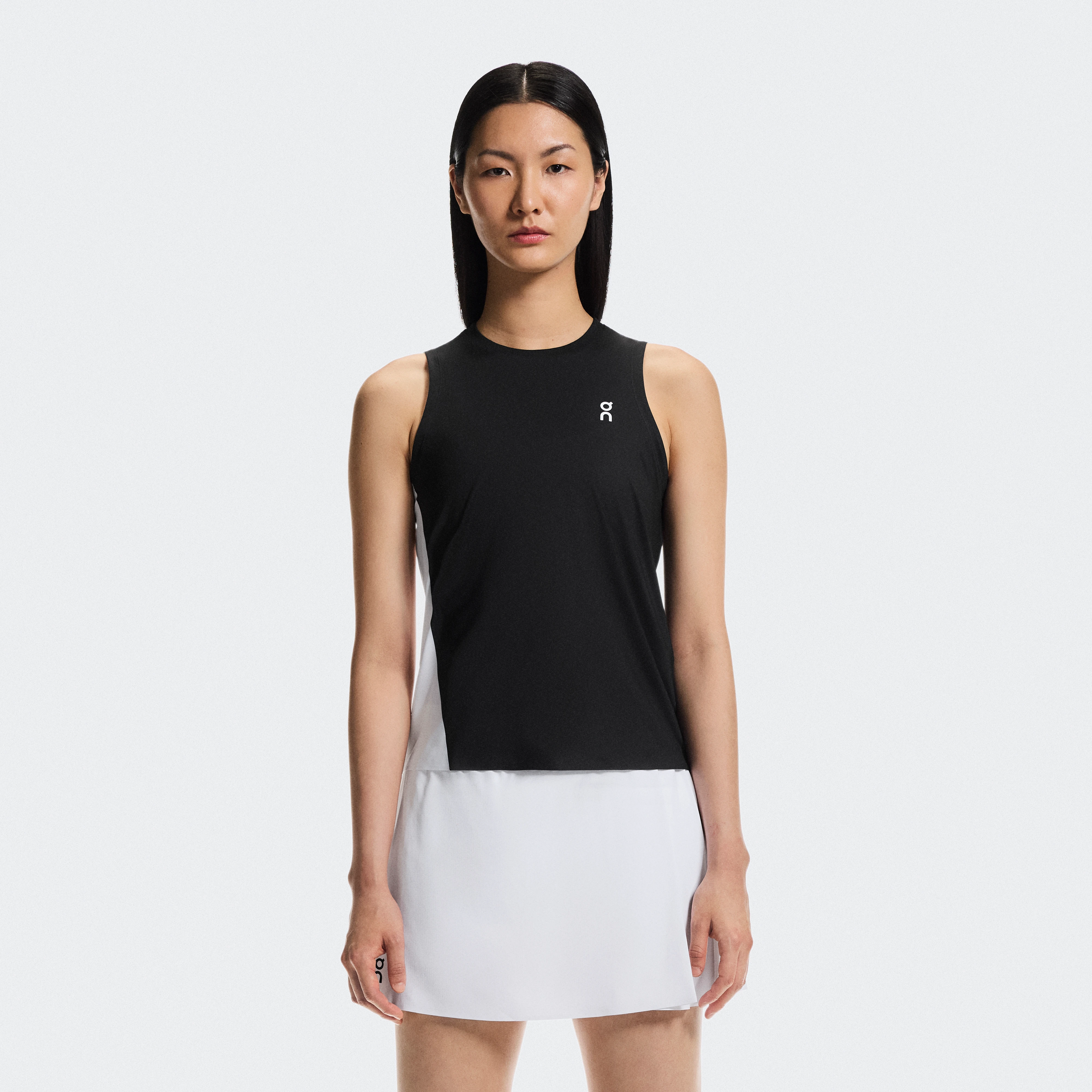 On Court Tank Black Grey Women Women – Performance tennis, racket sports, lightweight Tops and t-shirts