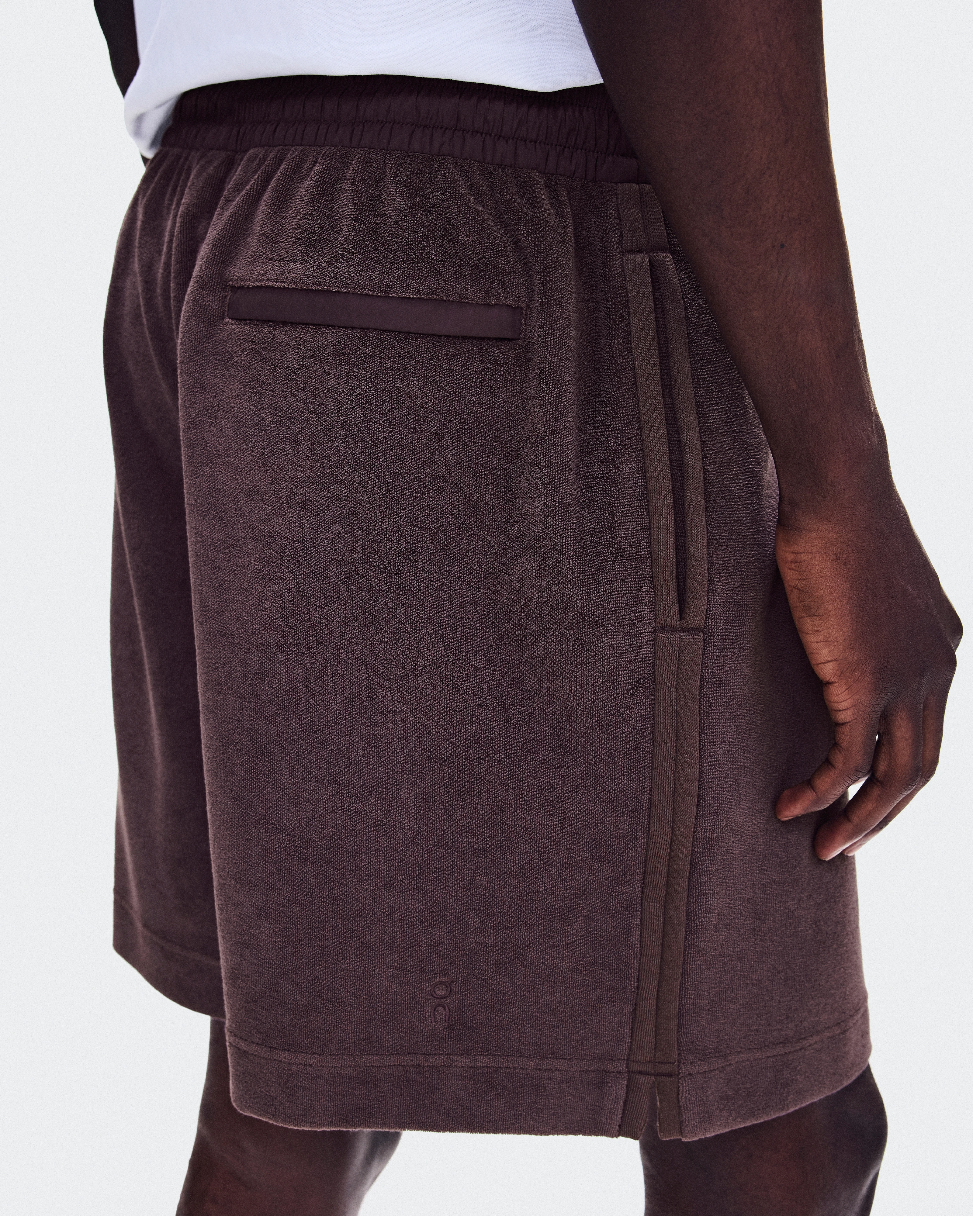 On Courtside Shorts Terry Mulberry Men Shorts