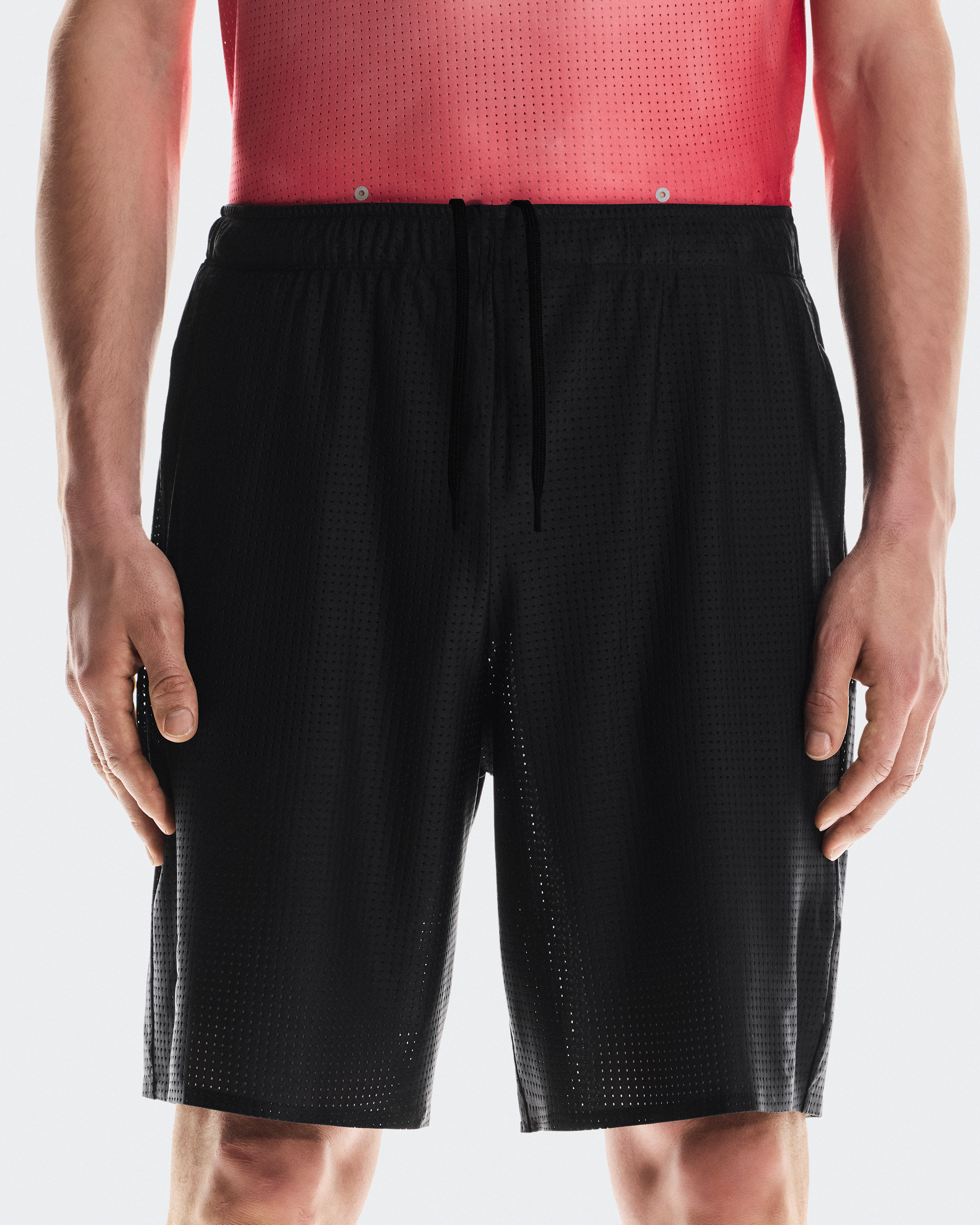Pace Mesh ShortsMen / Black / L