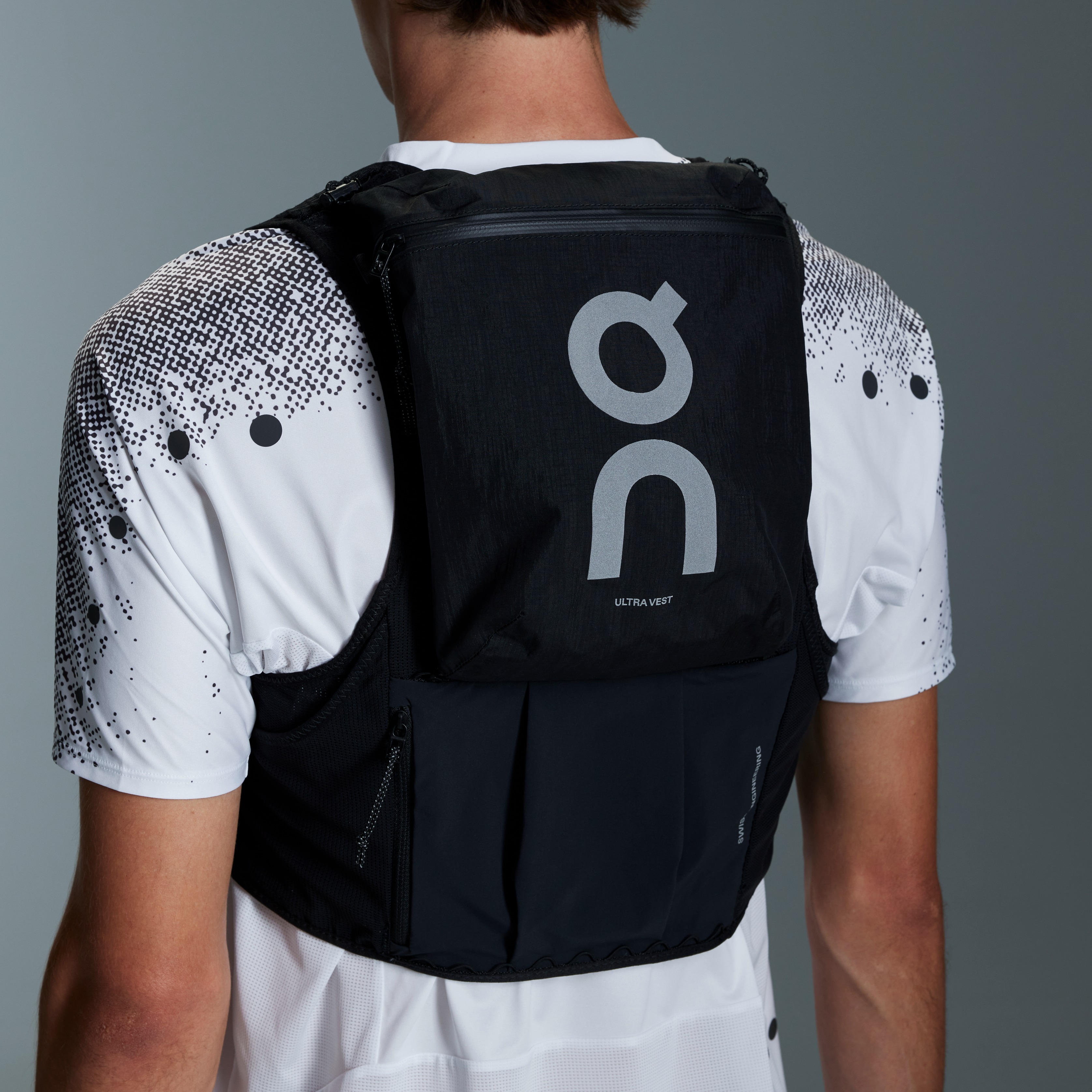 Ultra Vest Pro | ホワイト | On 日本