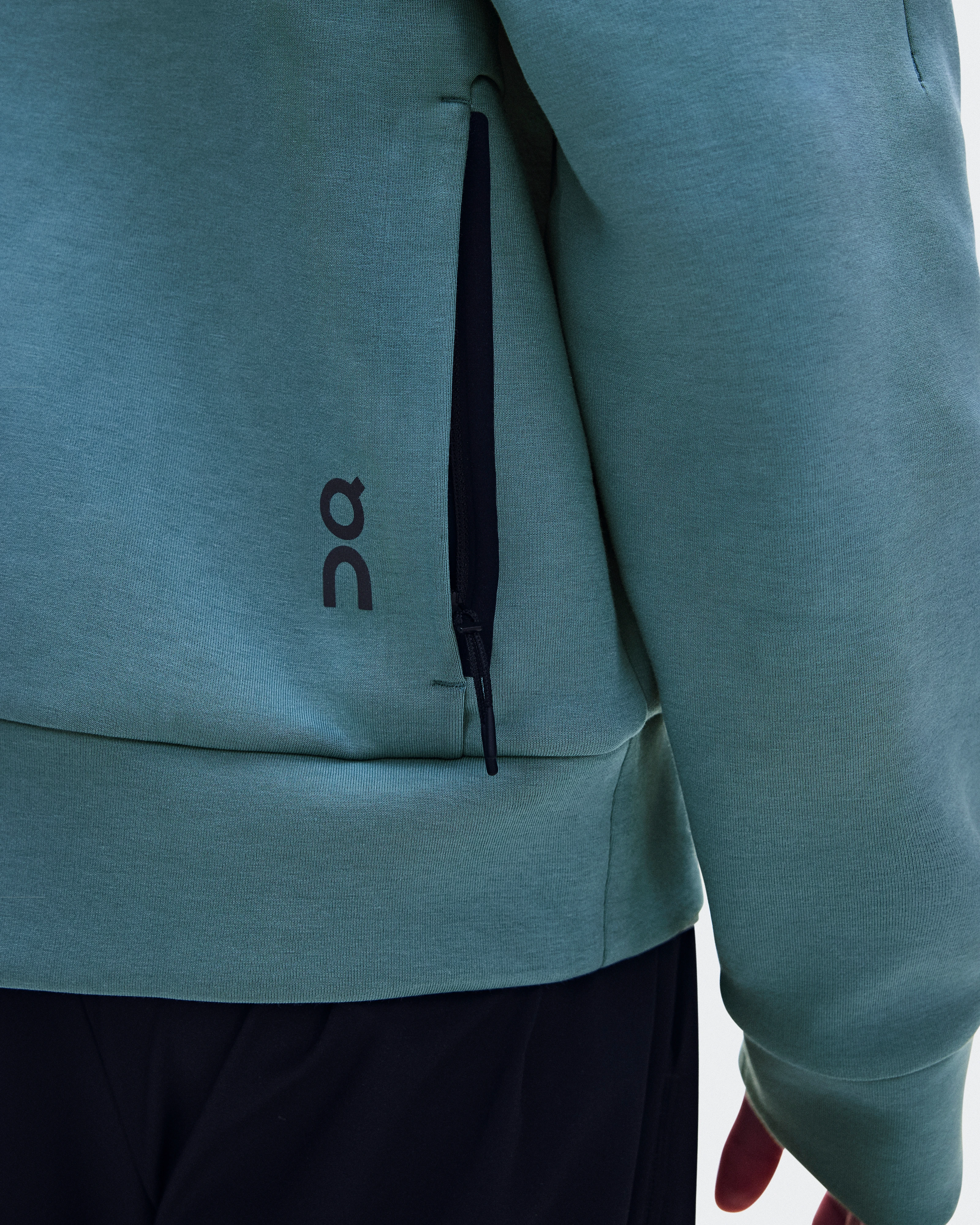 On Focus Tech Crew Agave Men Hoodies and sweatshirts