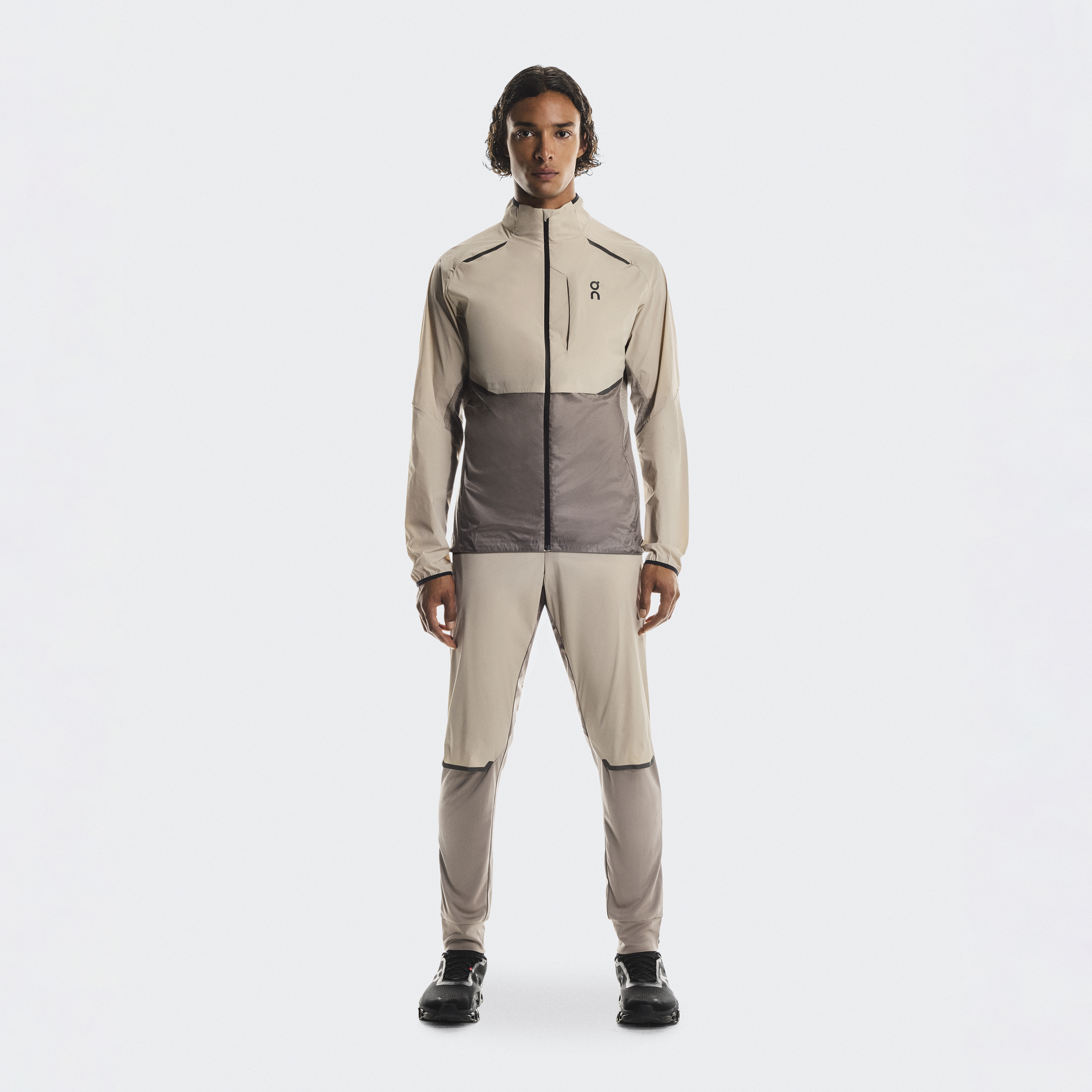 On ランニングパンツ　Mサイズ On オン Core Pants コアパンツ レディース ロングパンツ