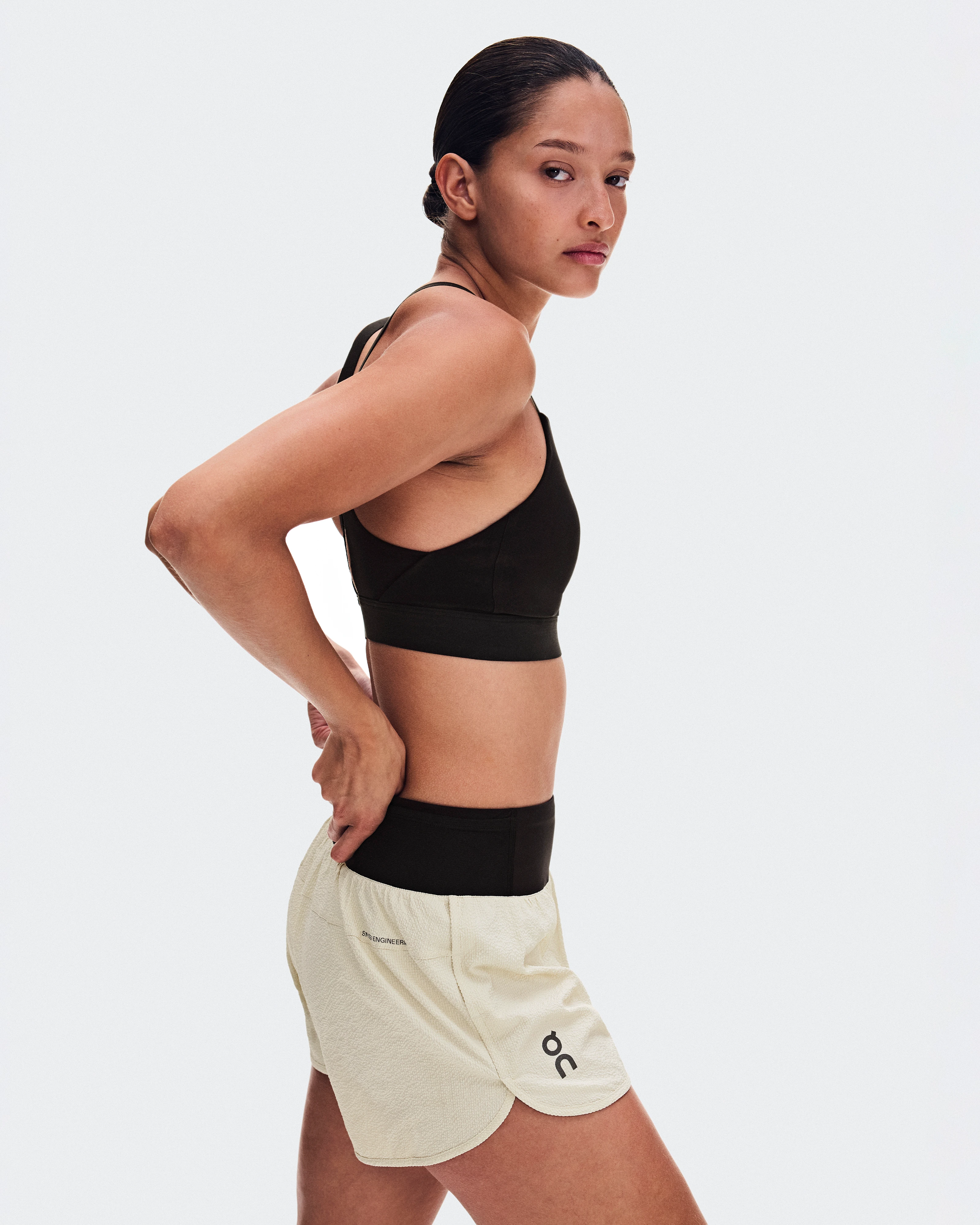 On Performance Volt Shorts Hare Women Shorts