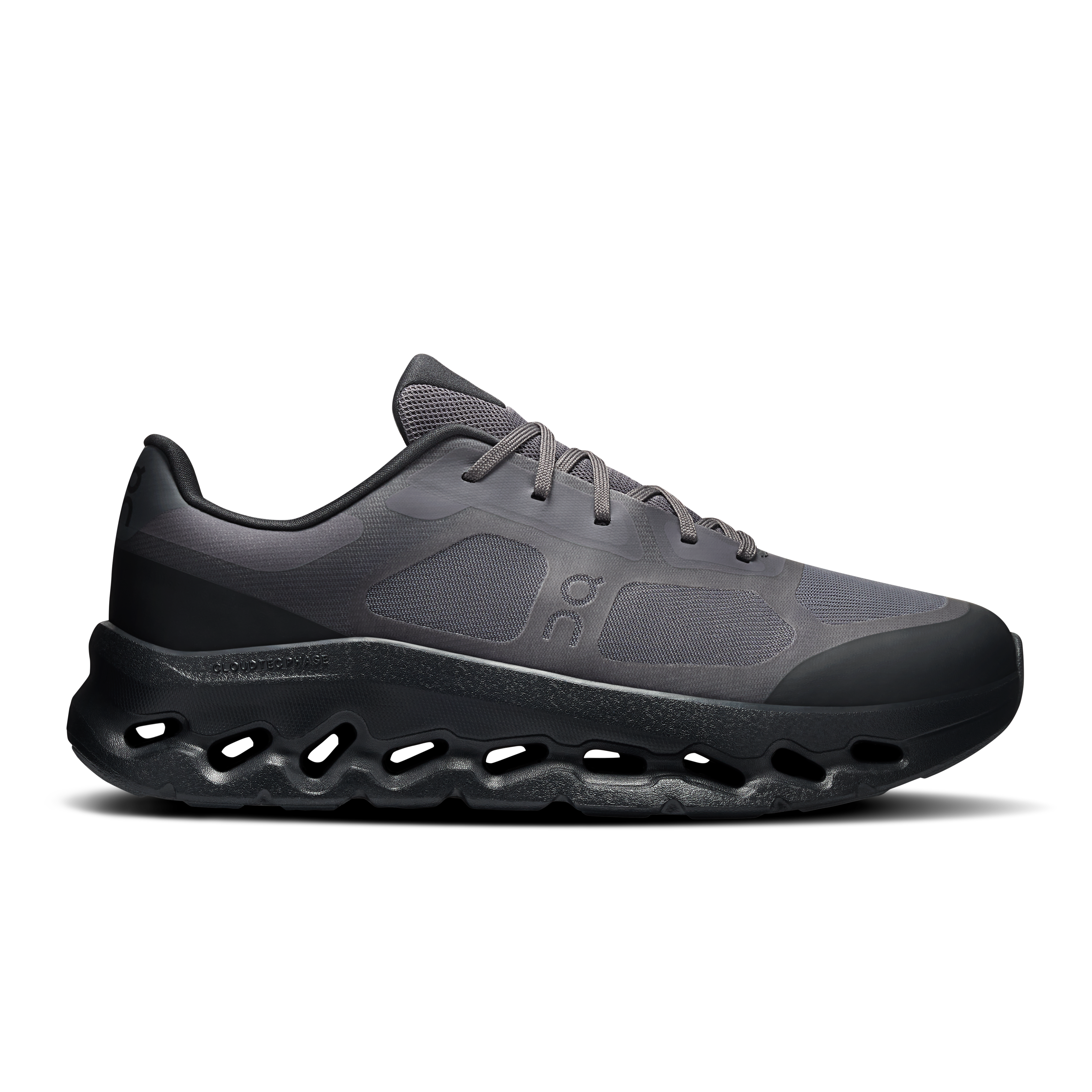 Cloudtilt Remix Lifestyle Shoe in Black/Black