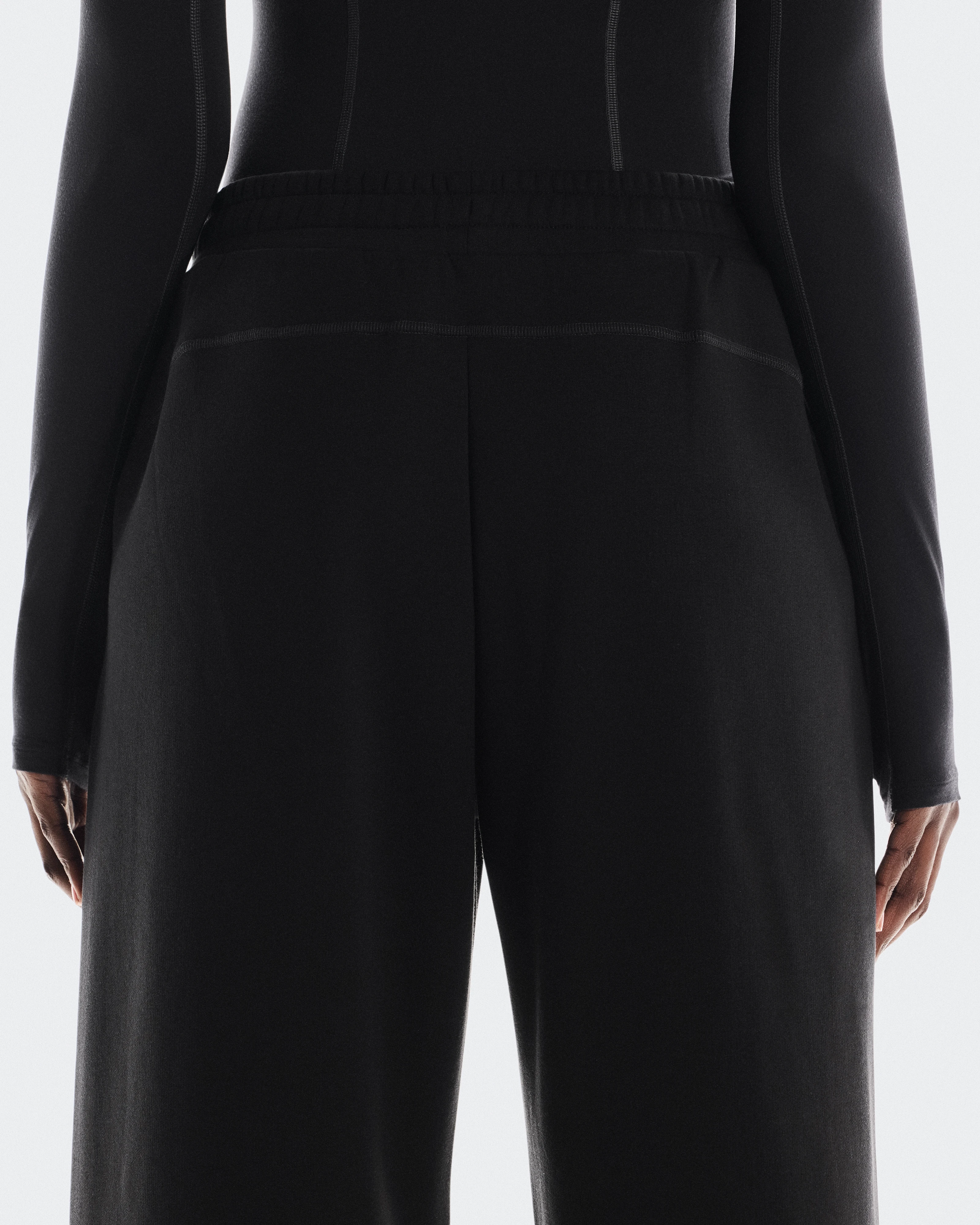 On CLUB LOOSE PANTS FKA Black Damen Hosen
