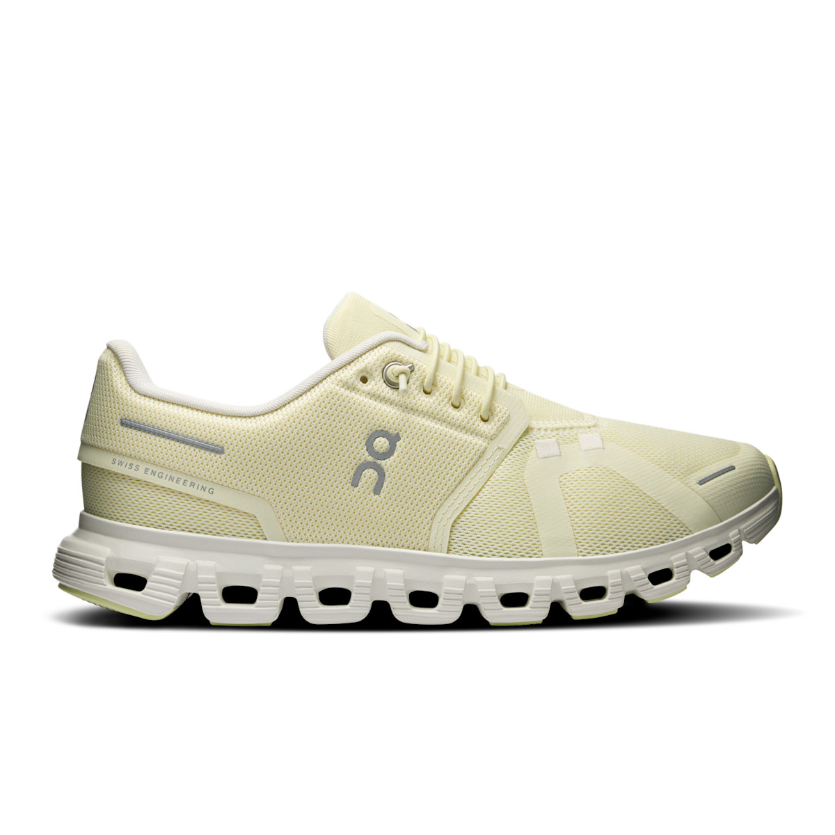 Women's Cloud 6
