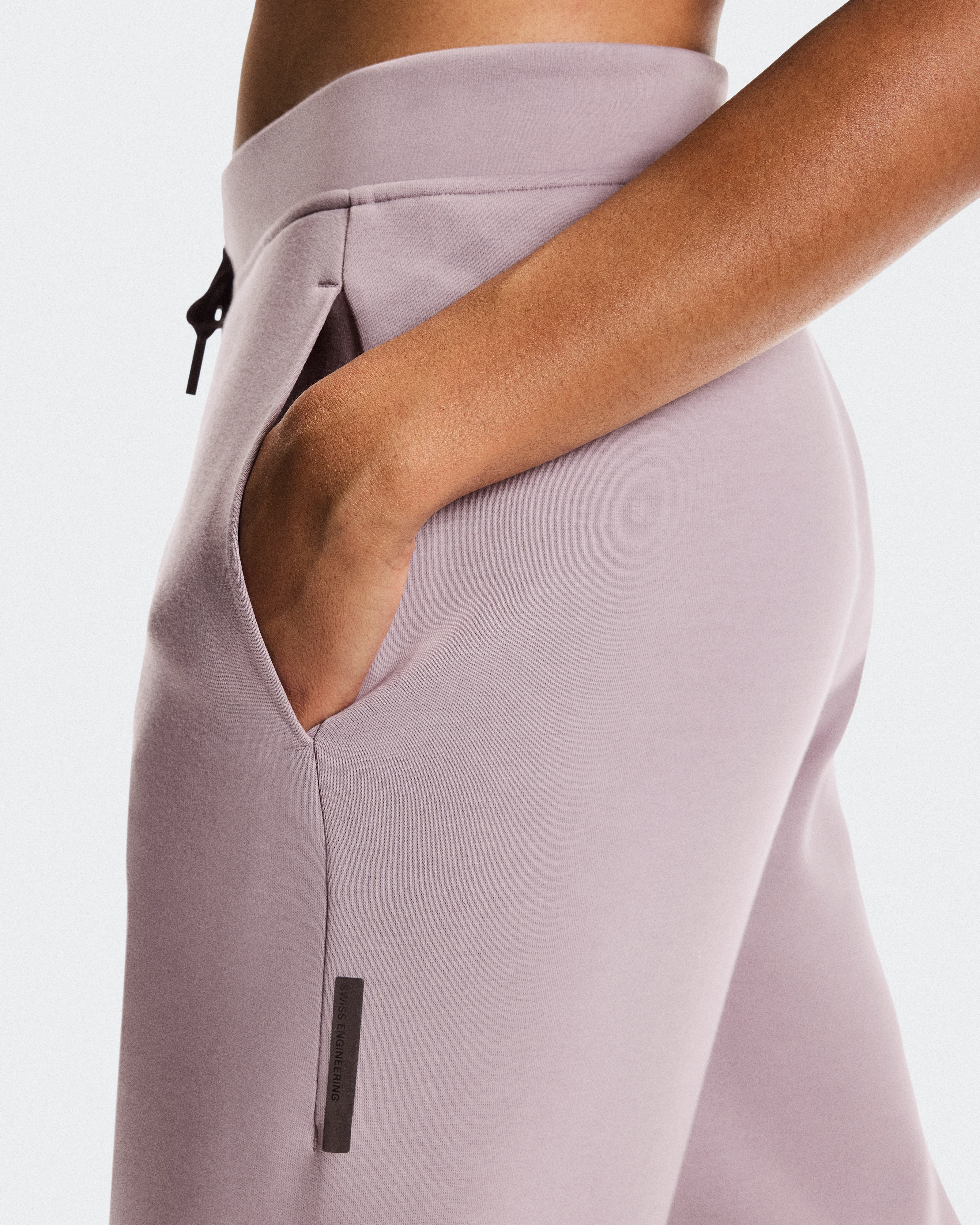 On Focus Tech Sweatpants Heron Women Pants