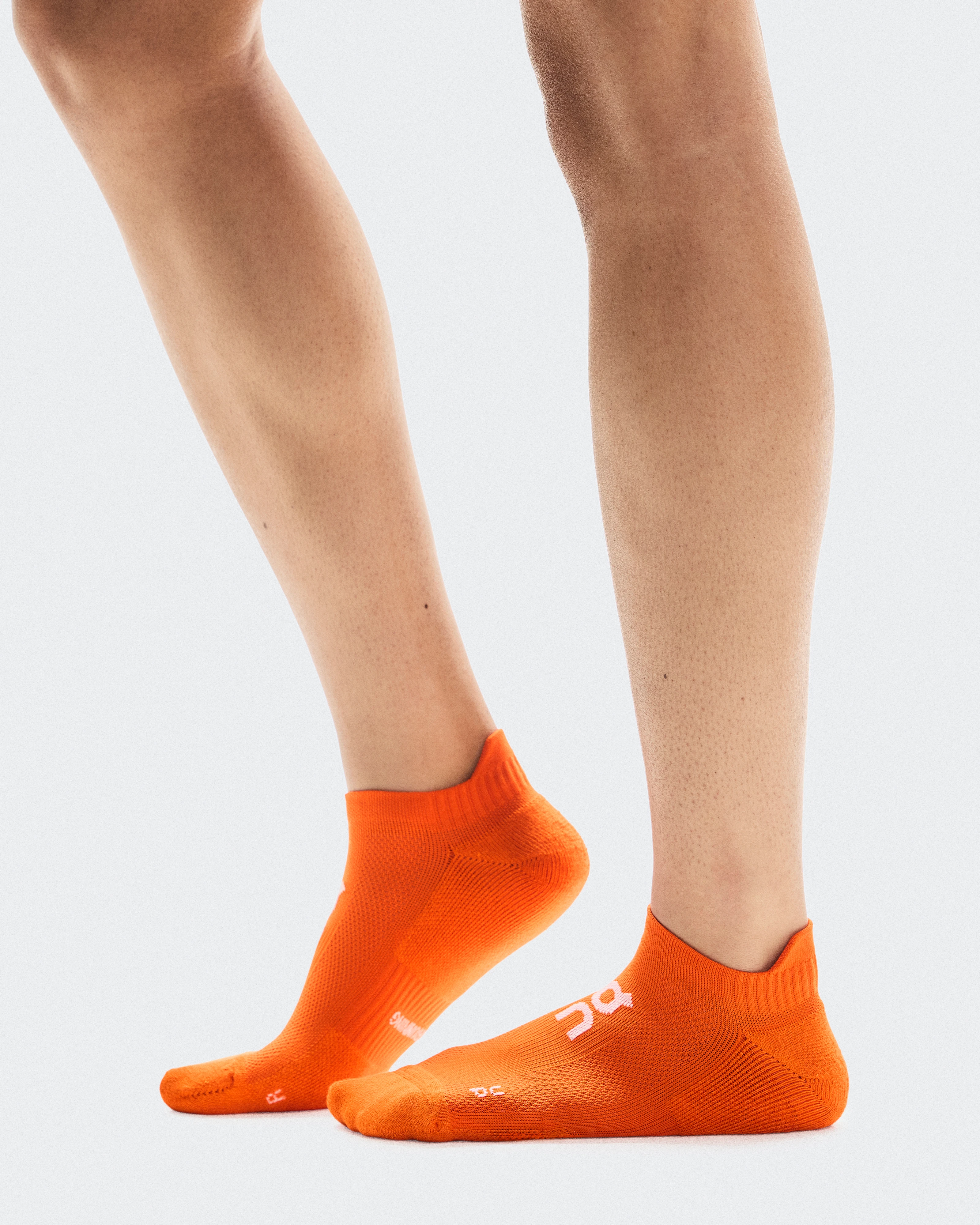 On Core Run Sock Low 2P Flame & Pink Unisex Socks