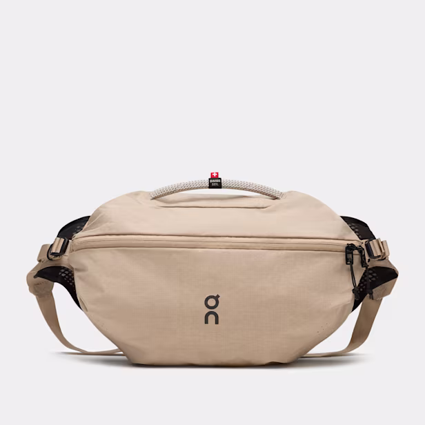 Sling Pack 9L in Sand/Black