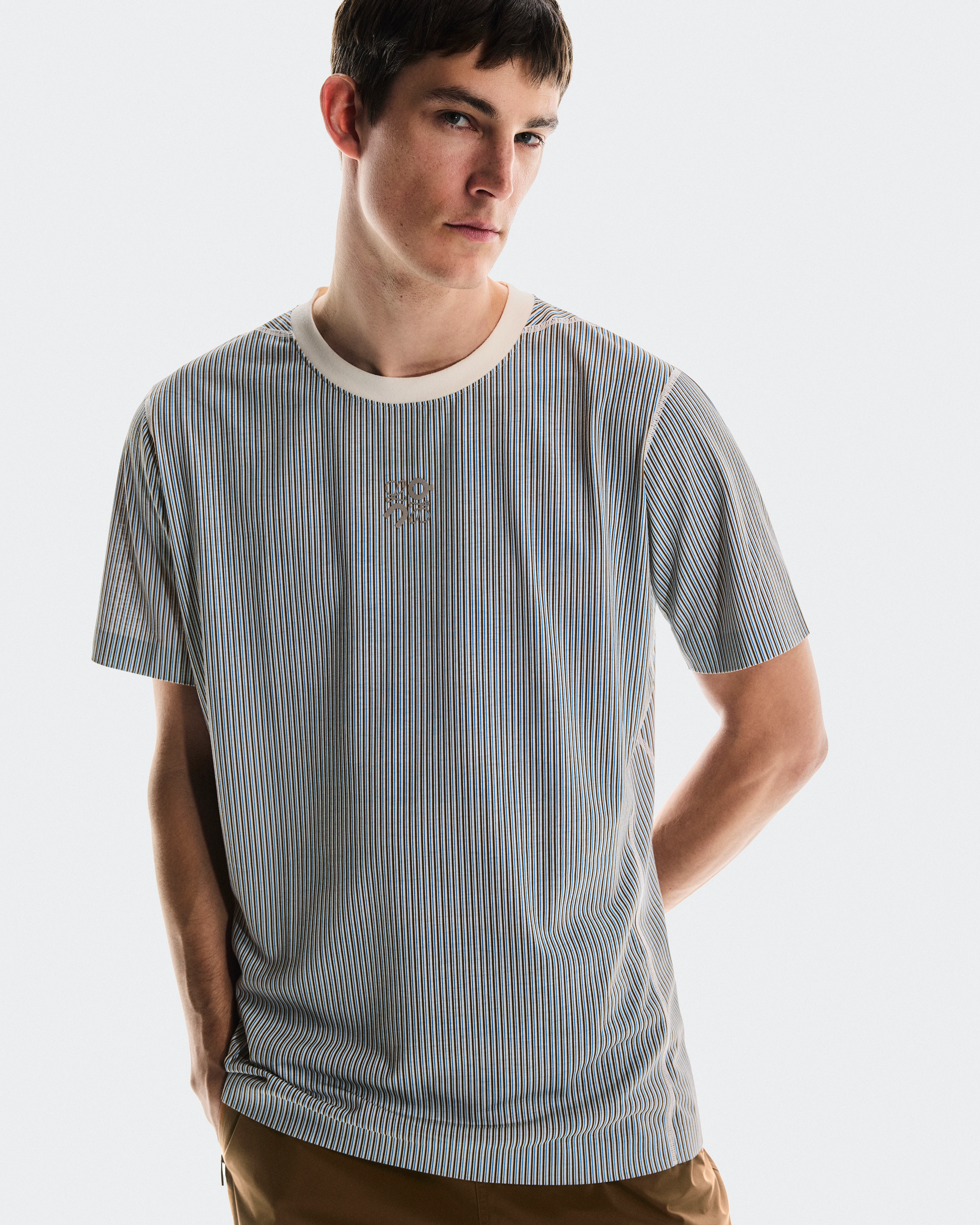 On Active T-Shirt LOEWE Beige & Blue Unisex Tops and t-shirts