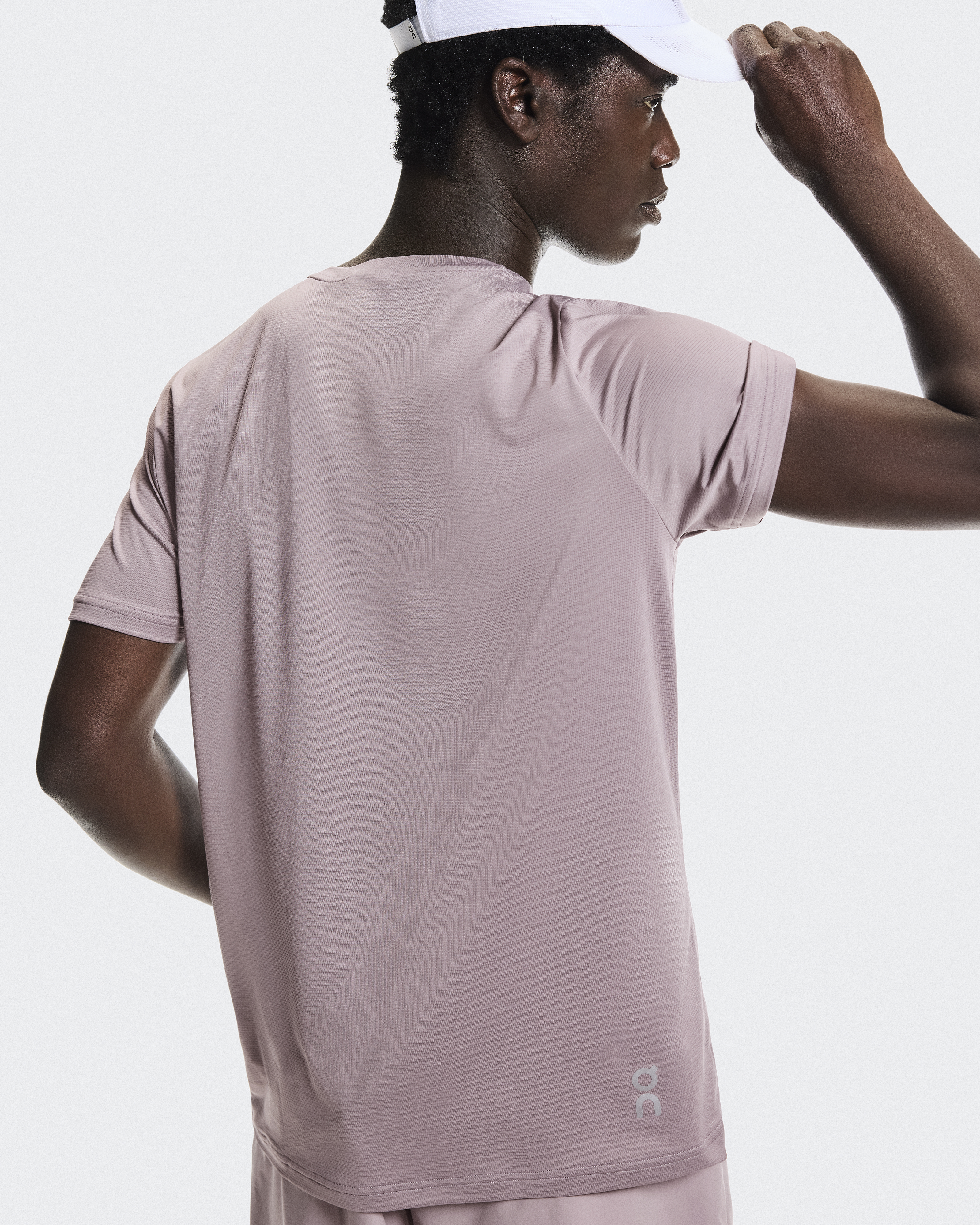 On Core-T 【海外サイズ:S】 Core-T: Men's Versatile, Lightweight T-Shirt | On Japan