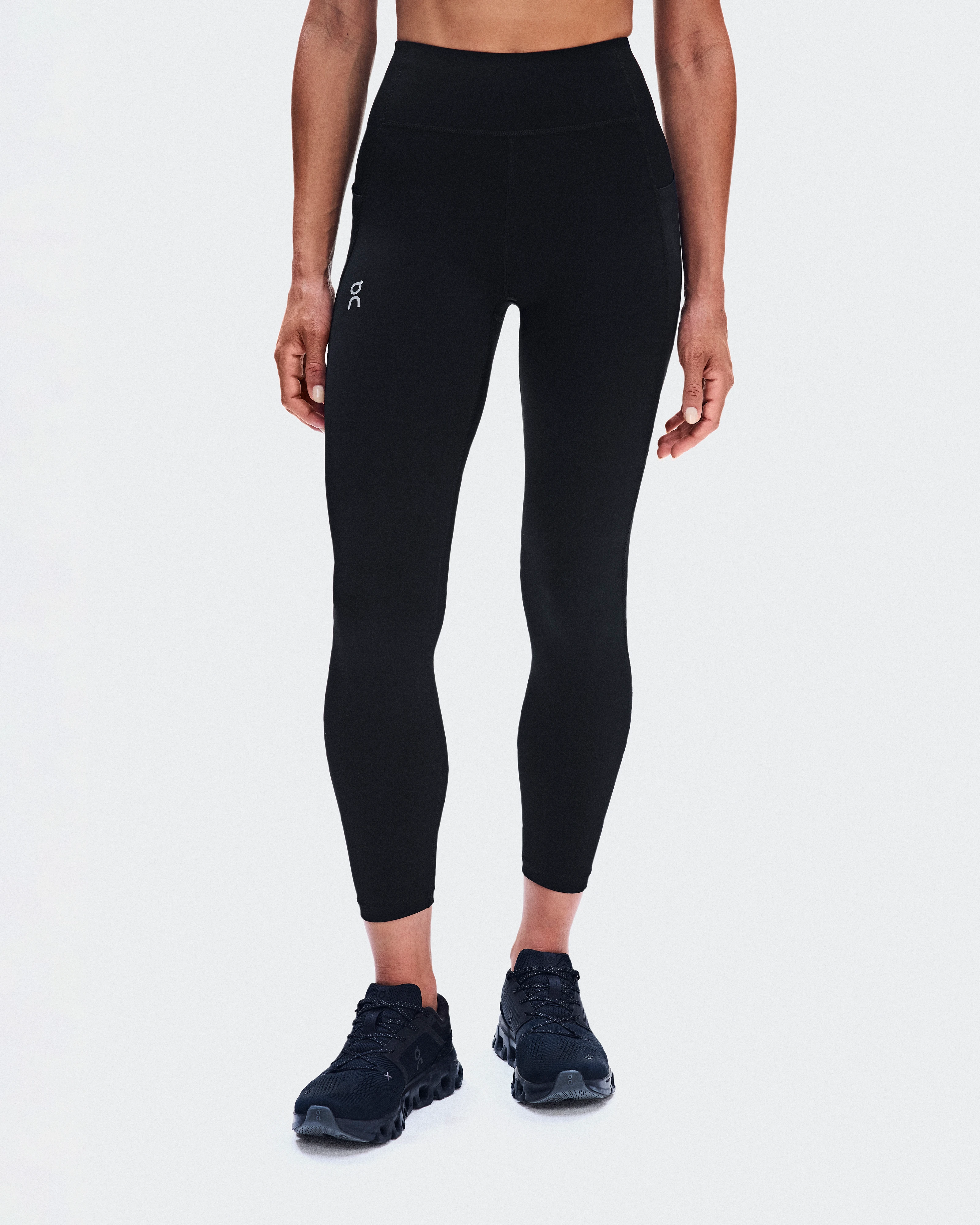 On Train Tights 7/8 Black Women Tights