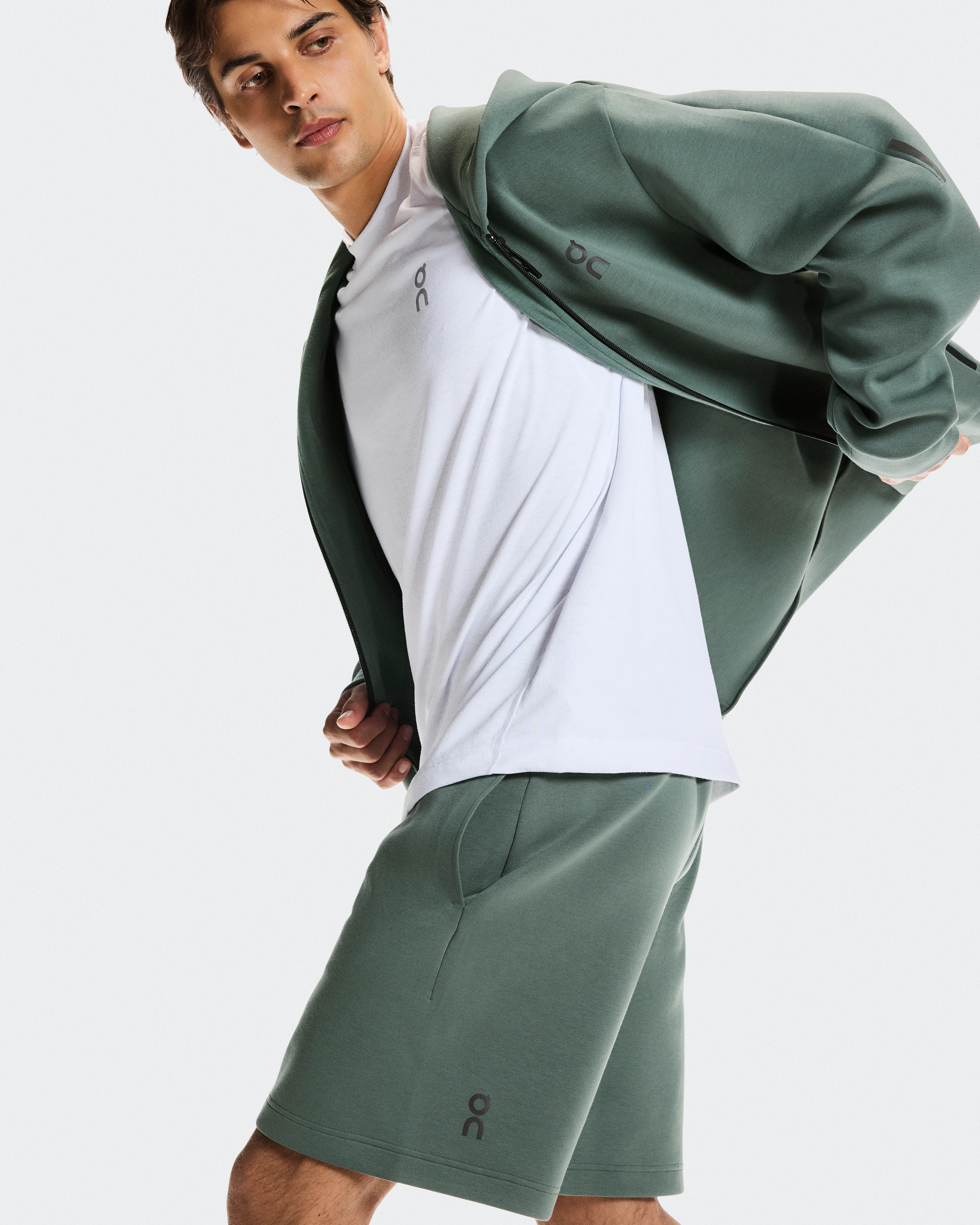 On Focus Tech Shorts Olive Men Shorts