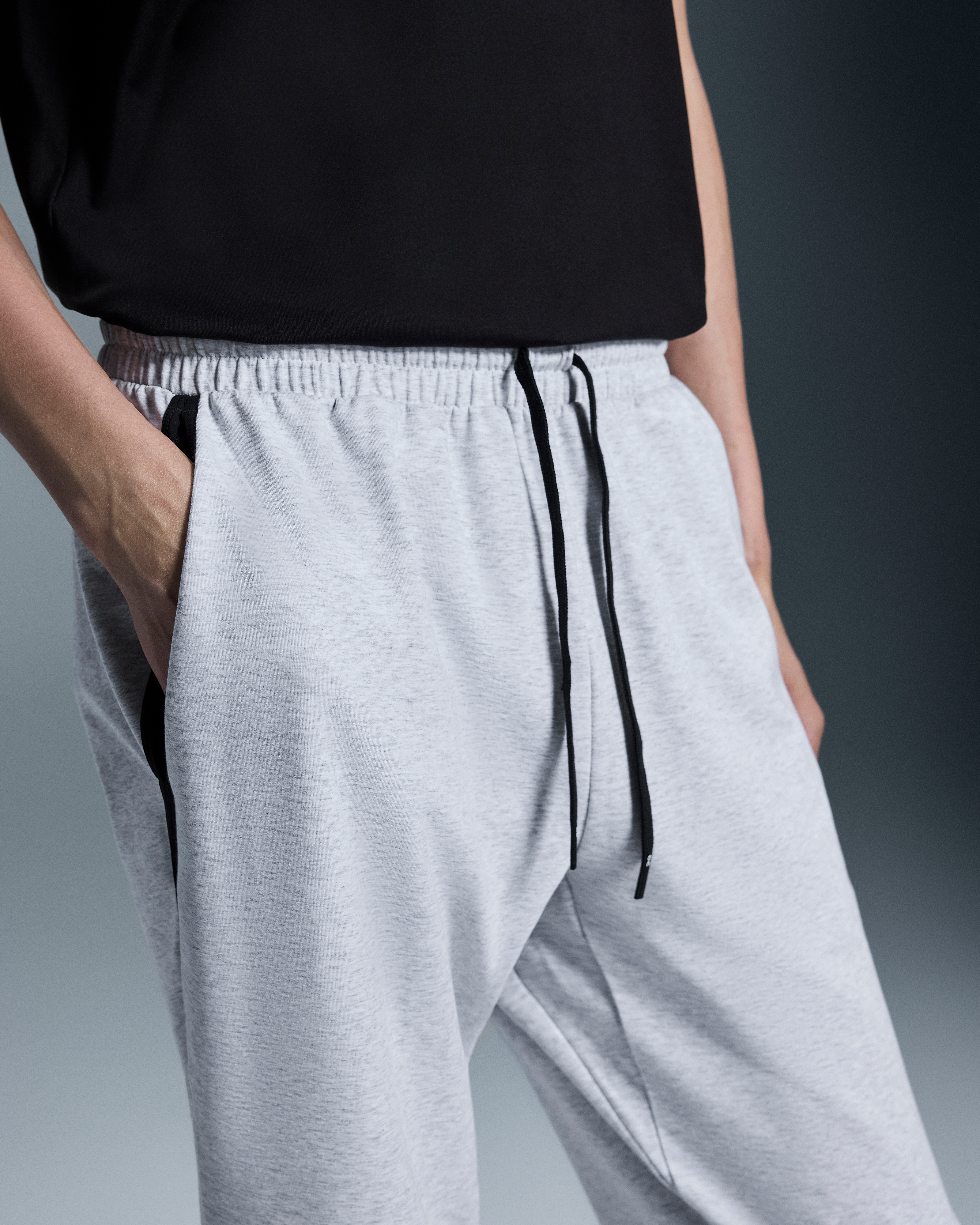 Studio JoggersMen / Crater / L