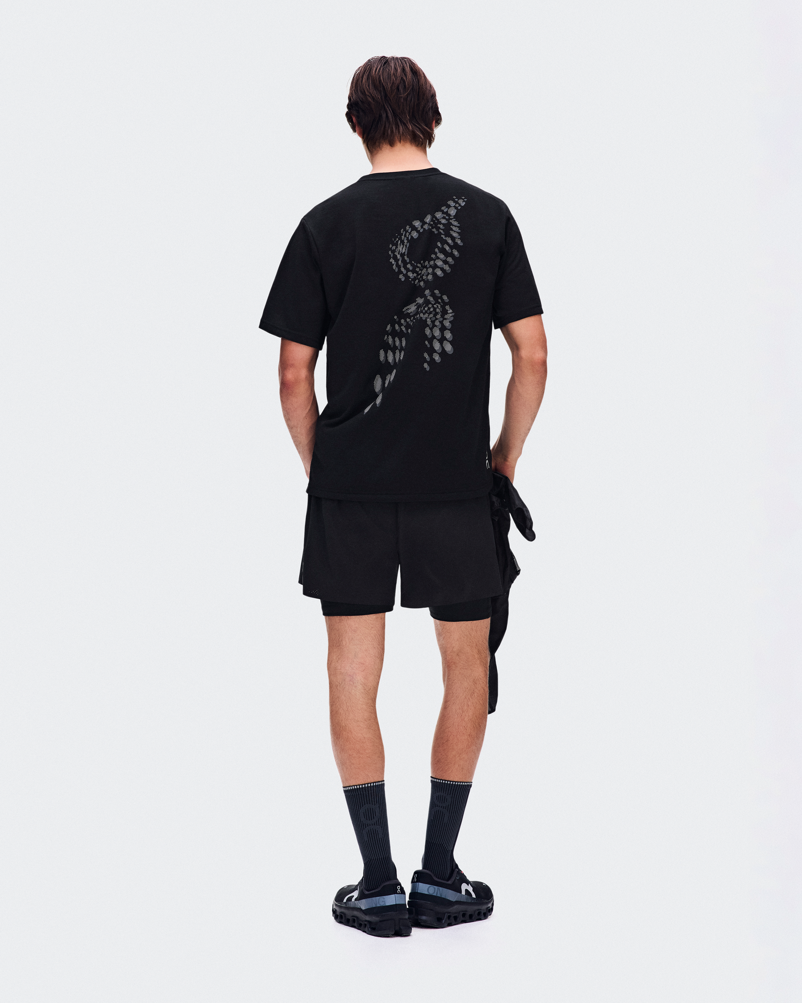 On Run-TMen / Black / M