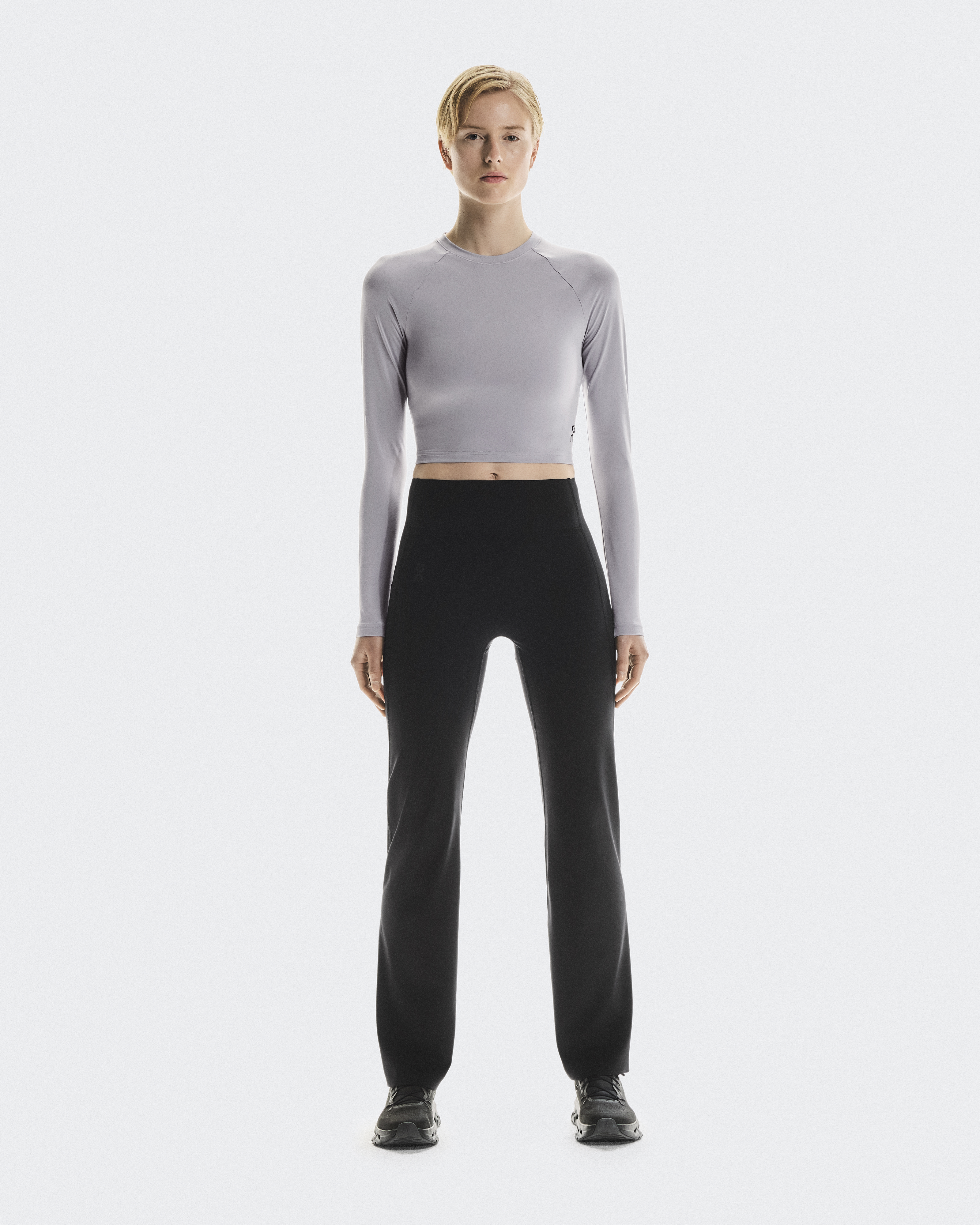ウィメンズ Studio Long-T Crop | On 日本