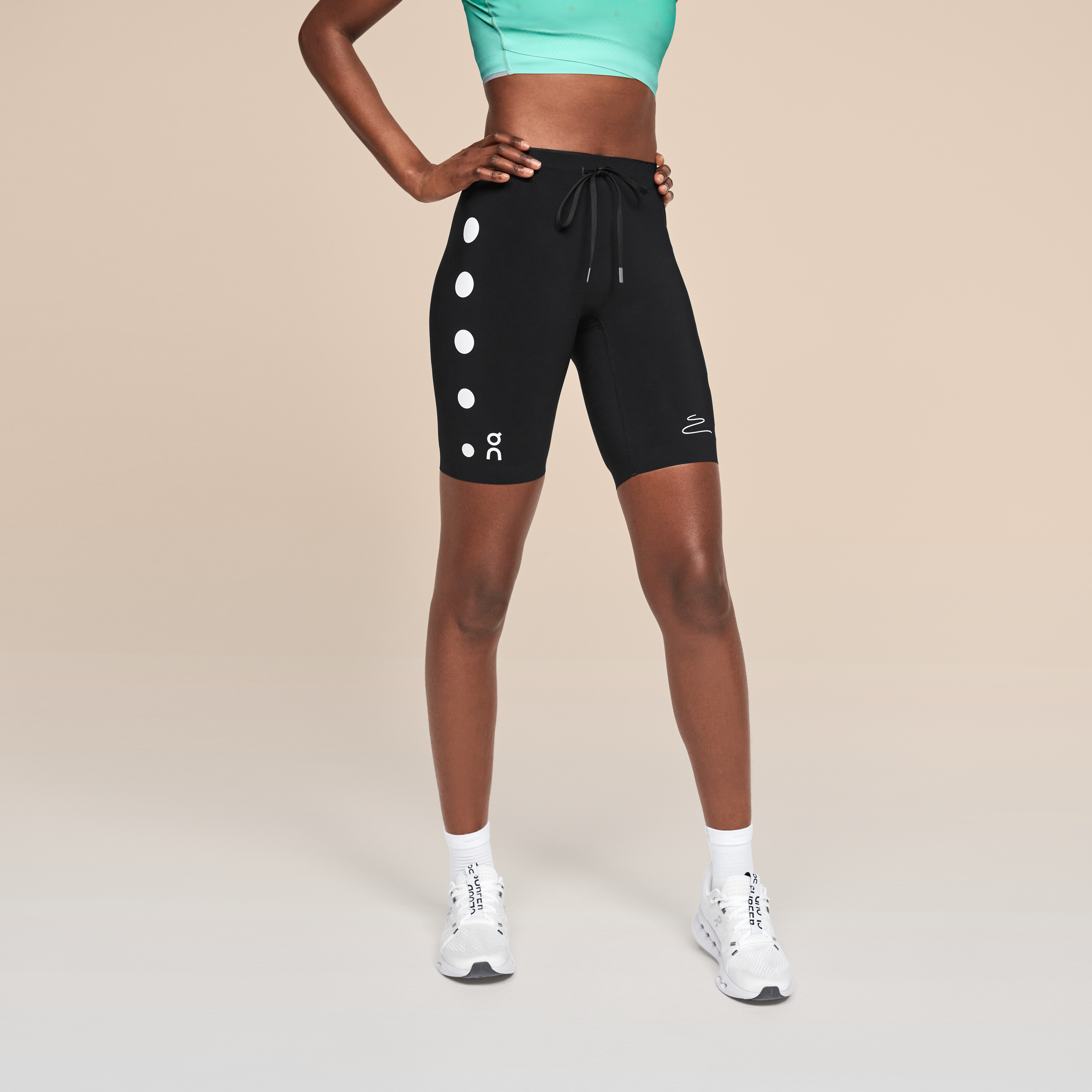 Marathon Short Tights Distance Shorts in Black